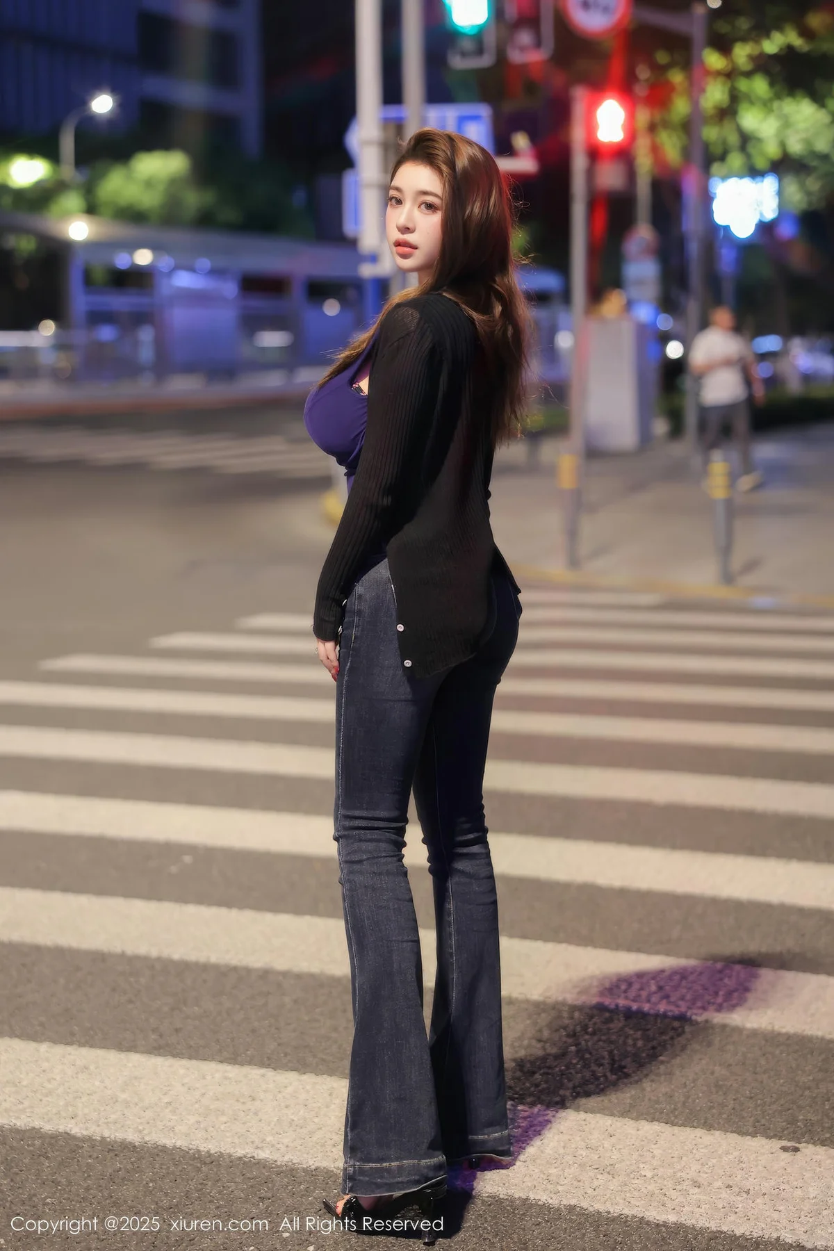 XiuRen 秀人 No.10437 JOJO深色内衣黑色牛仔裤 - 6