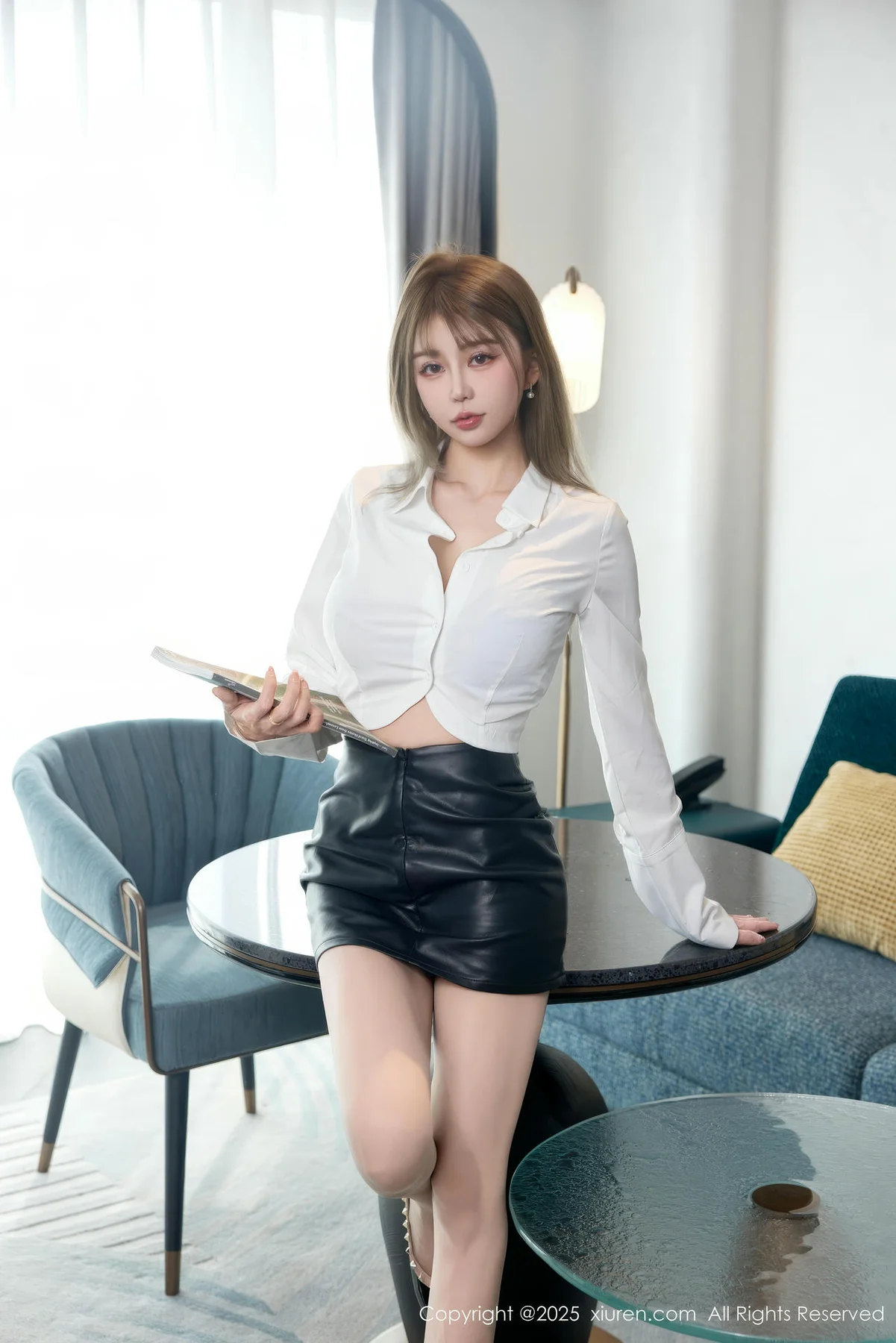 XiuRen 秀人 No.10439 Zoe柚柚 性感OL制服凹凸有致身材 - 9