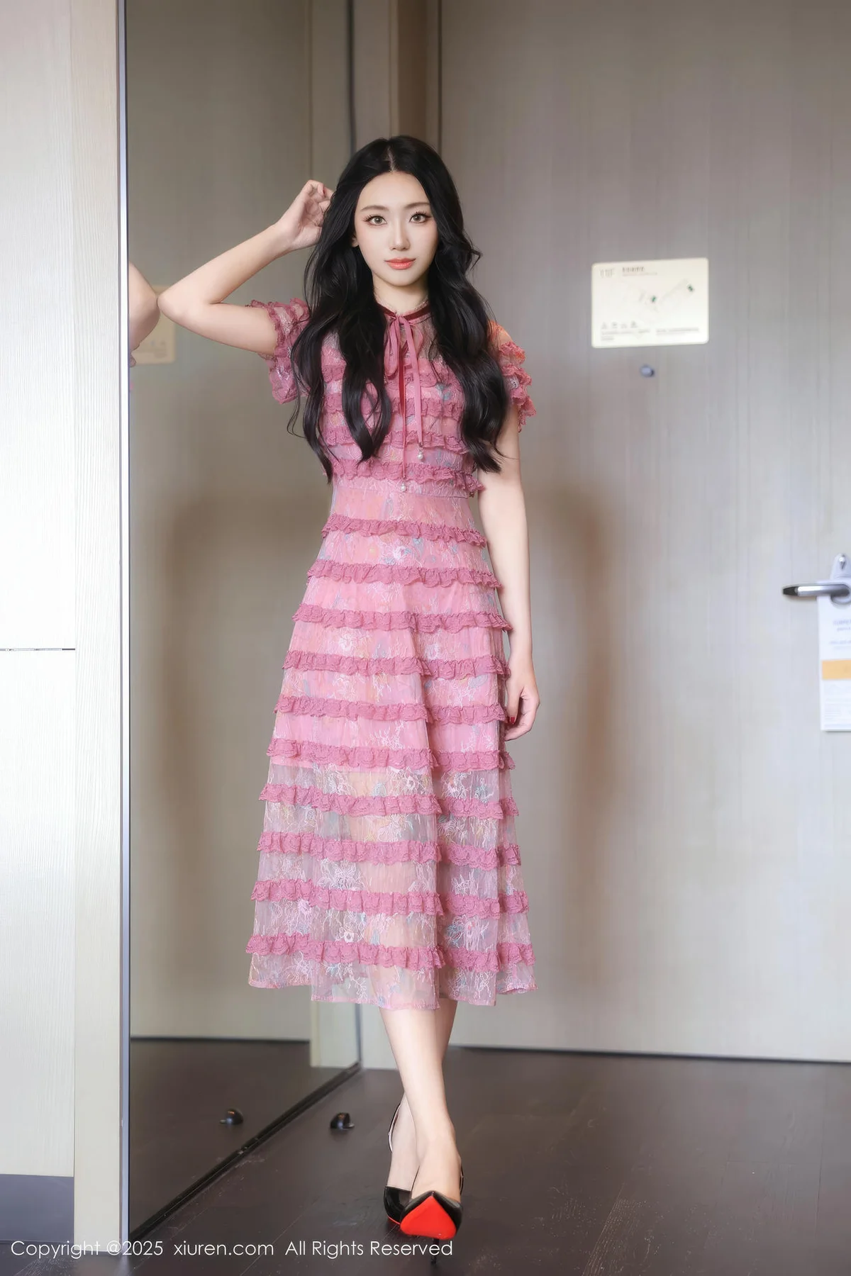 XiuRen 秀人 No.10459 桑宁 紫色连衣短裙 - 1