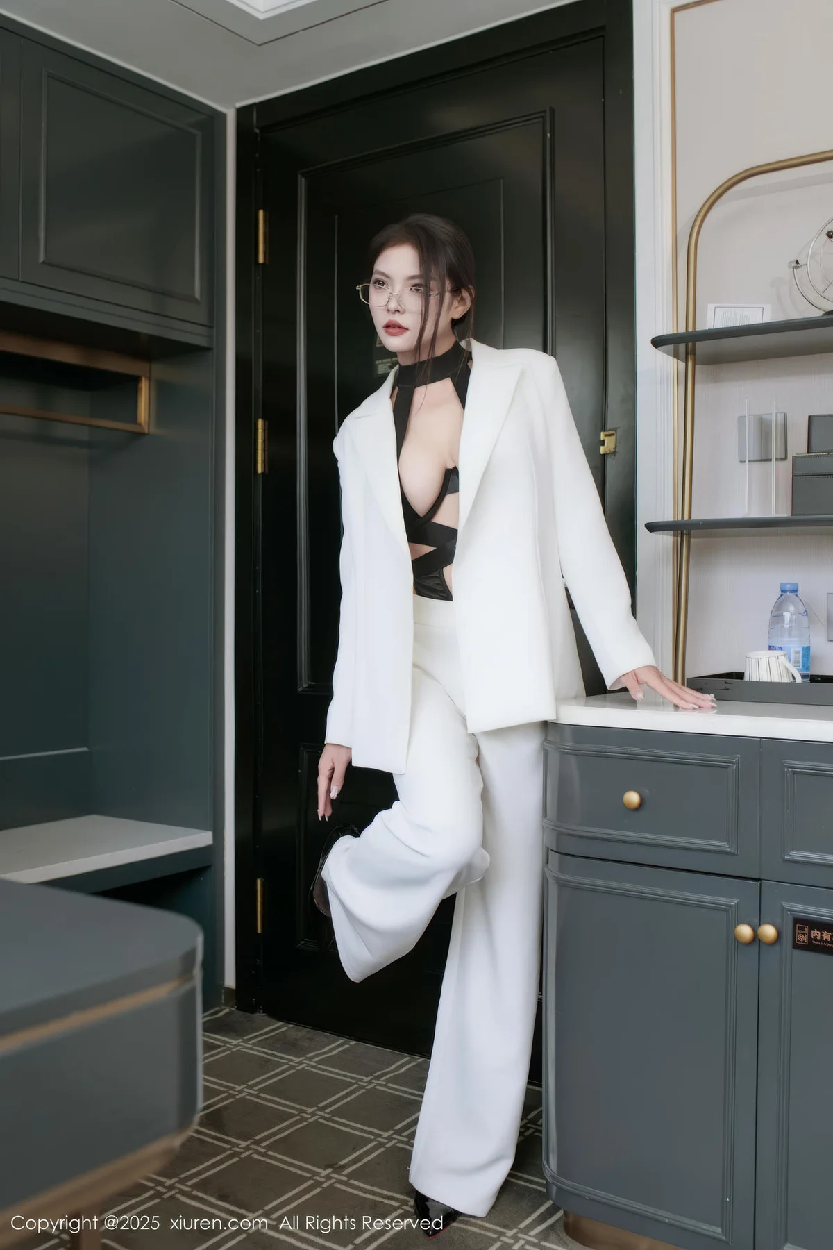 XiuRen 秀人 No.10464 冬安 白色衣西服套装ol - 2