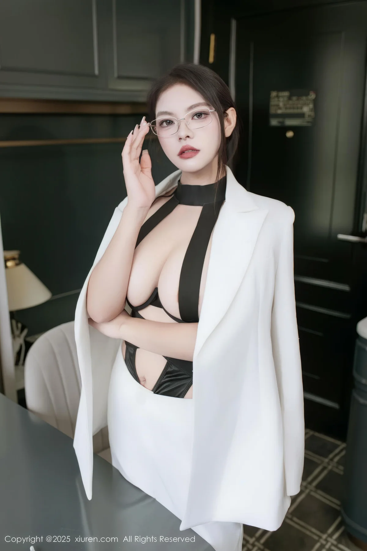 XiuRen 秀人 No.10464 冬安 白色衣西服套装ol - 6