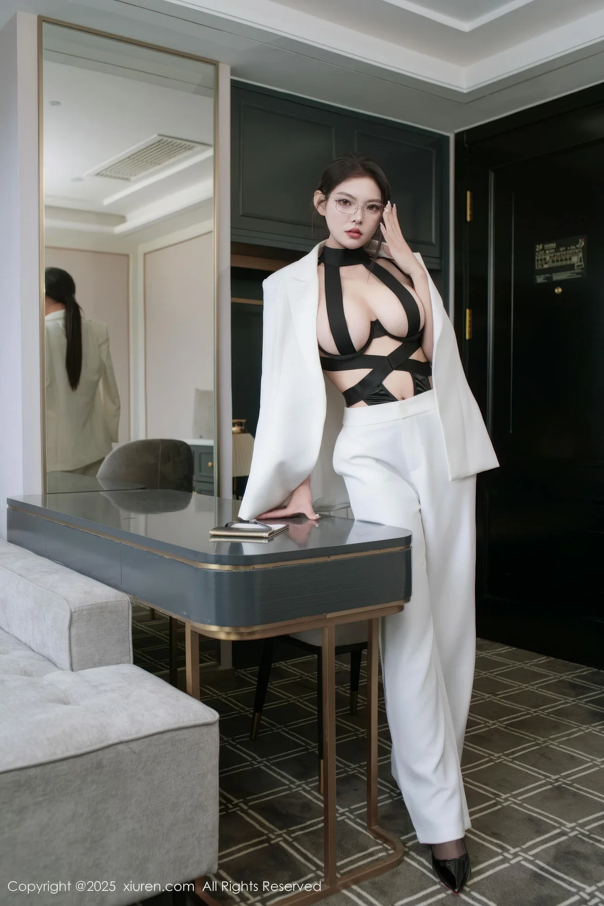 XiuRen 秀人 No.10464 冬安 白色衣西服套装ol - 7