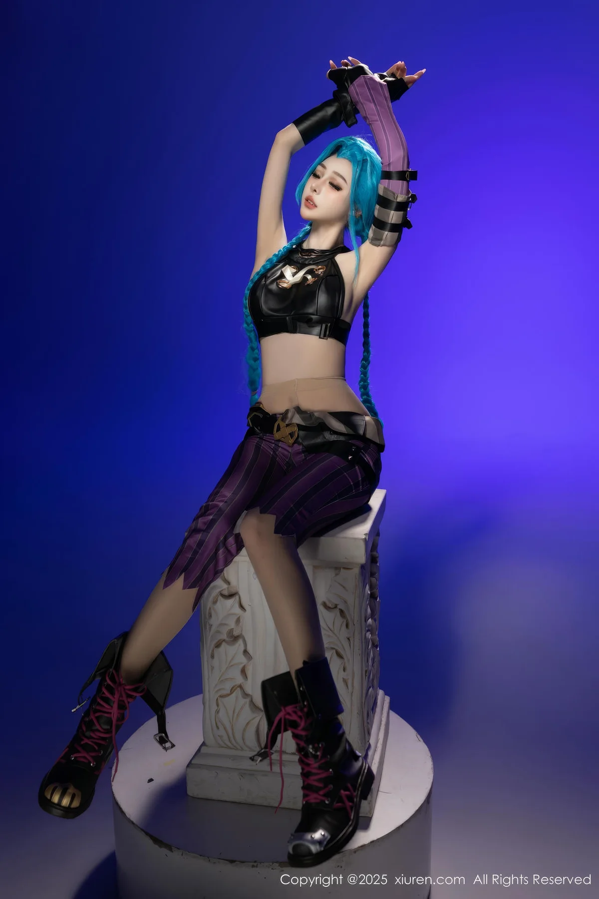 XiuRen 秀人 No.10479 小逗逗 性感Cosplay装扮肉色丝袜 - 9