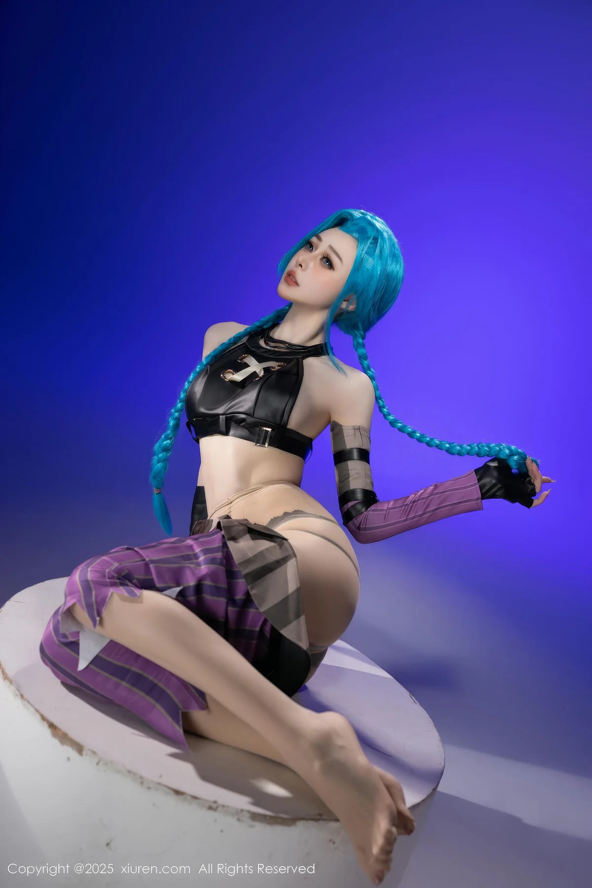 XiuRen 秀人 No.10479 小逗逗 性感Cosplay装扮肉色丝袜 - 10