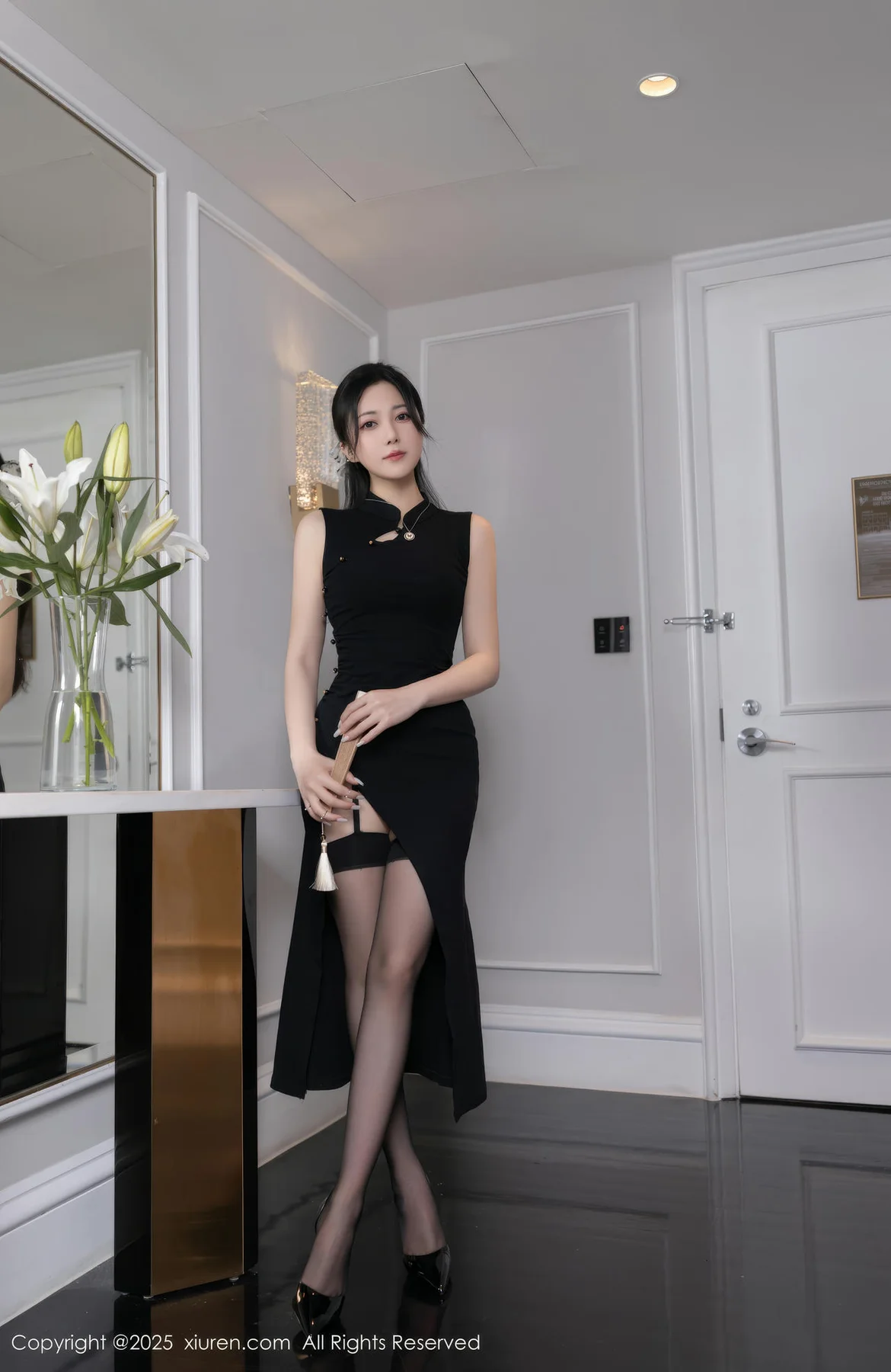 XiuRen 秀人 No.10480 鱼子酱Fish 魅惑黑丝印尼旅拍 - 6