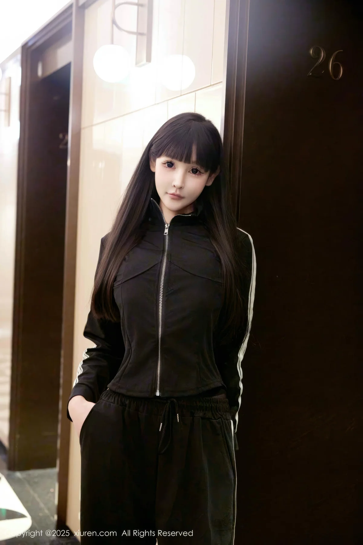 XiuRen 秀人 No.10482 智恩baby 黑色情趣内衣 - 1