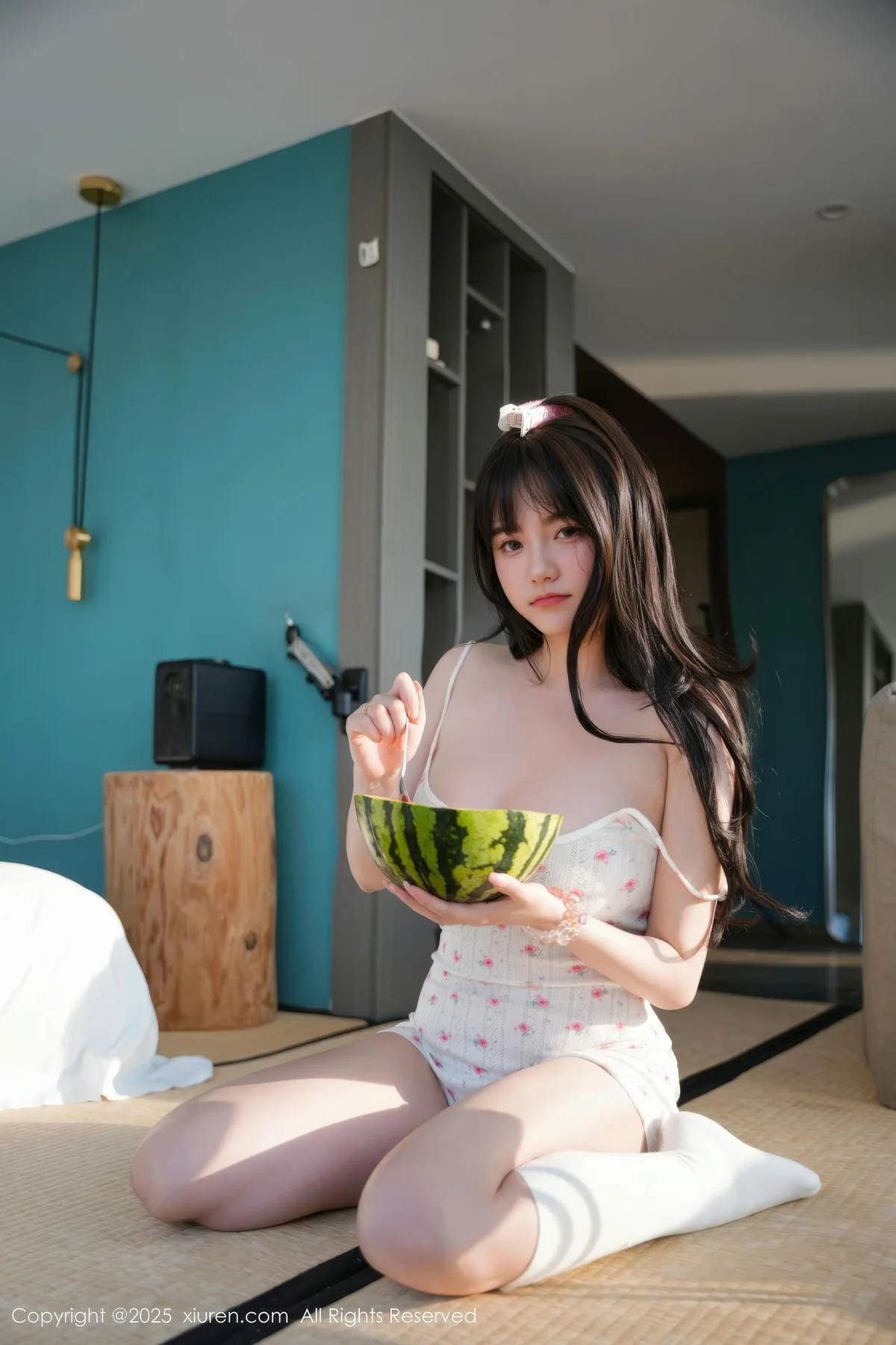 XiuRen 秀人 No.10483 软情 白色情趣吊带白色丝袜 - 6