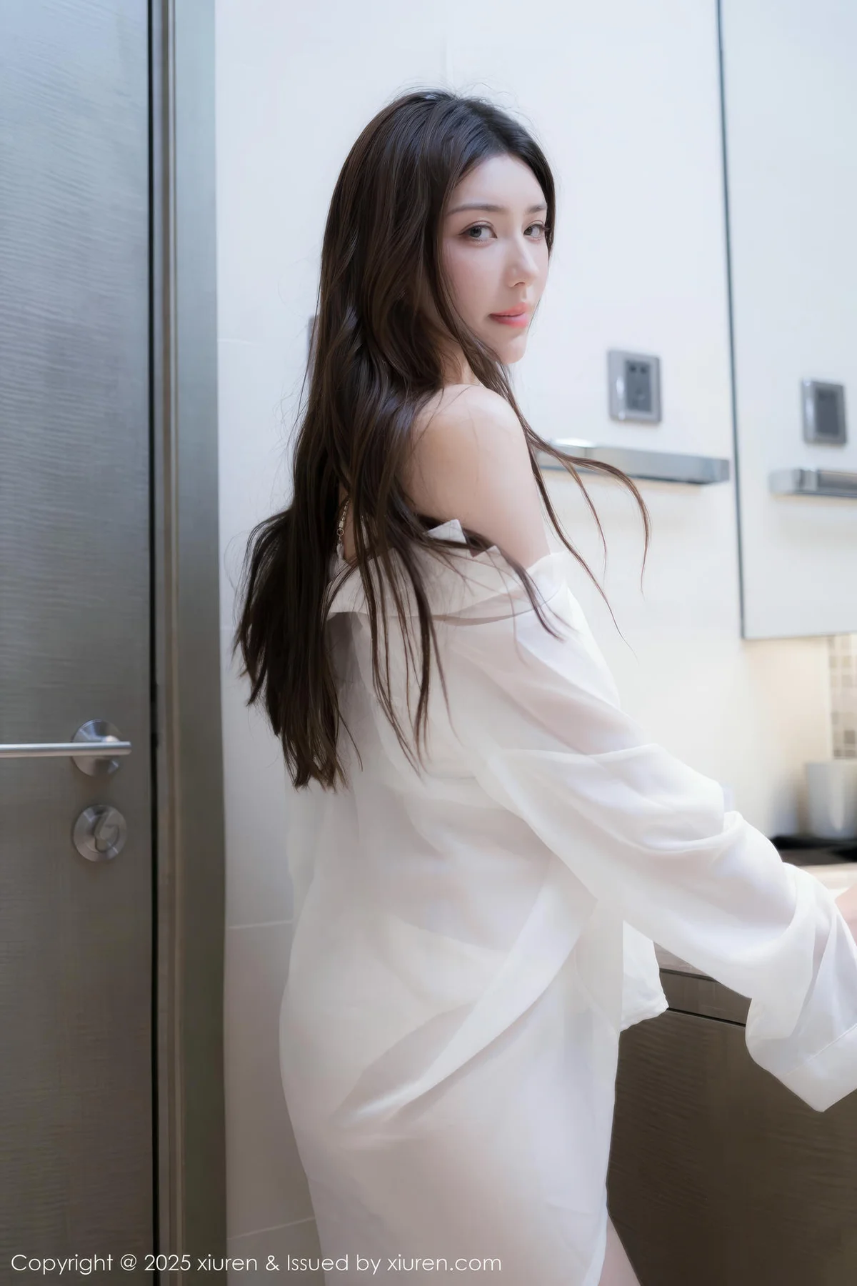 XiuRen 秀人 No.10502 悦兮 性感白T浴室场景拍摄 - 8