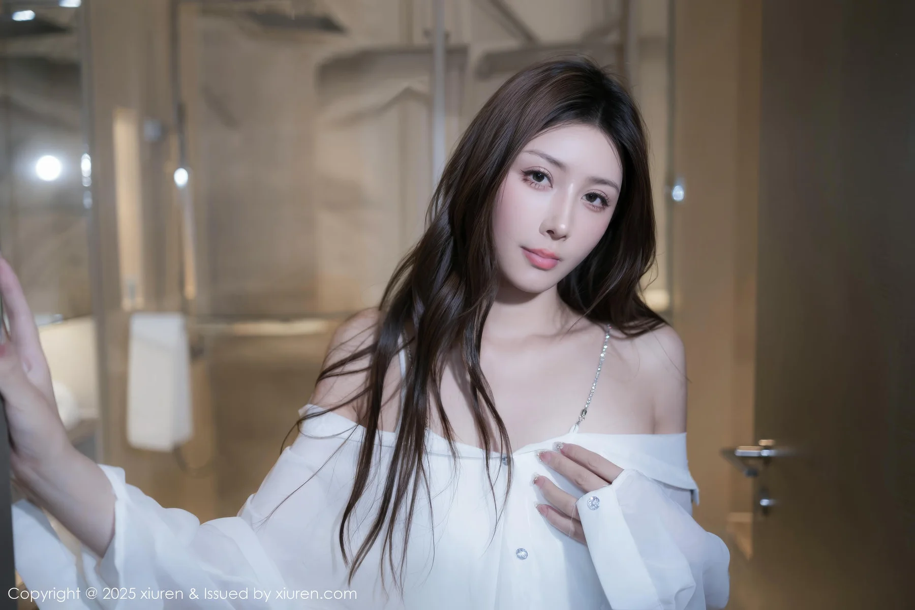 XiuRen 秀人 No.10502 悦兮 性感白T浴室场景拍摄 - 10