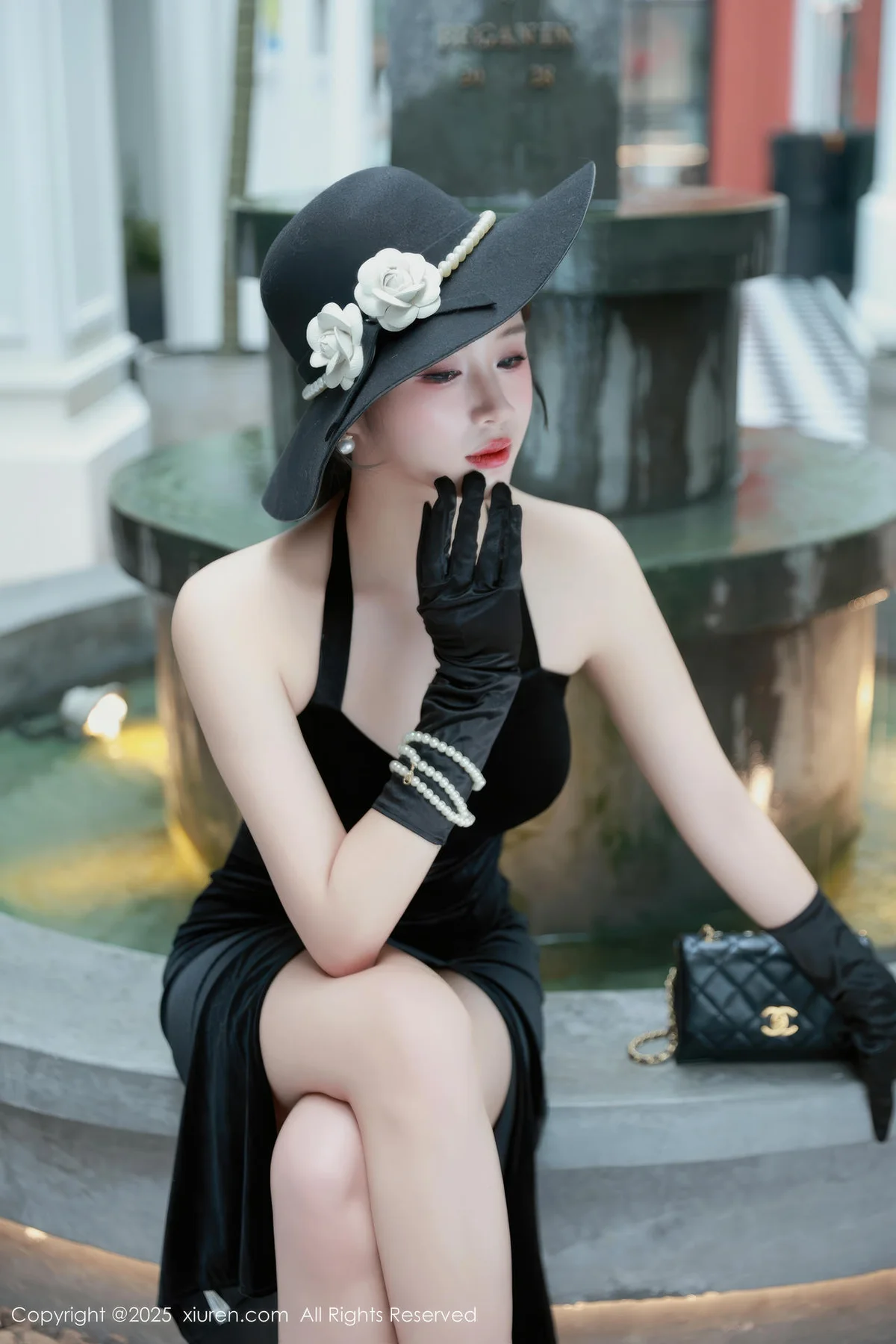 XiuRen 秀人 No.10509 南乔 黑色连衣裙街拍 - 8