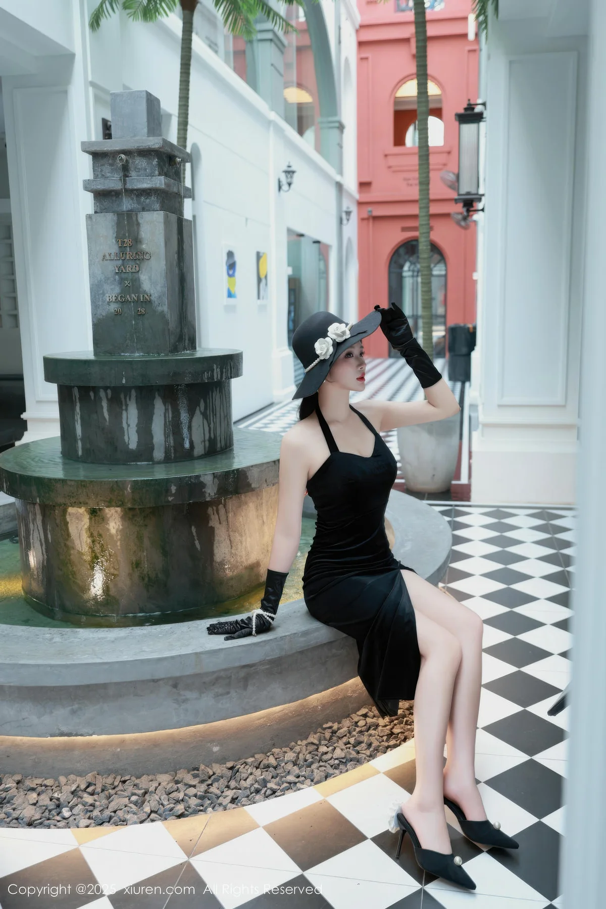 XiuRen 秀人 No.10509 南乔 黑色连衣裙街拍 - 9