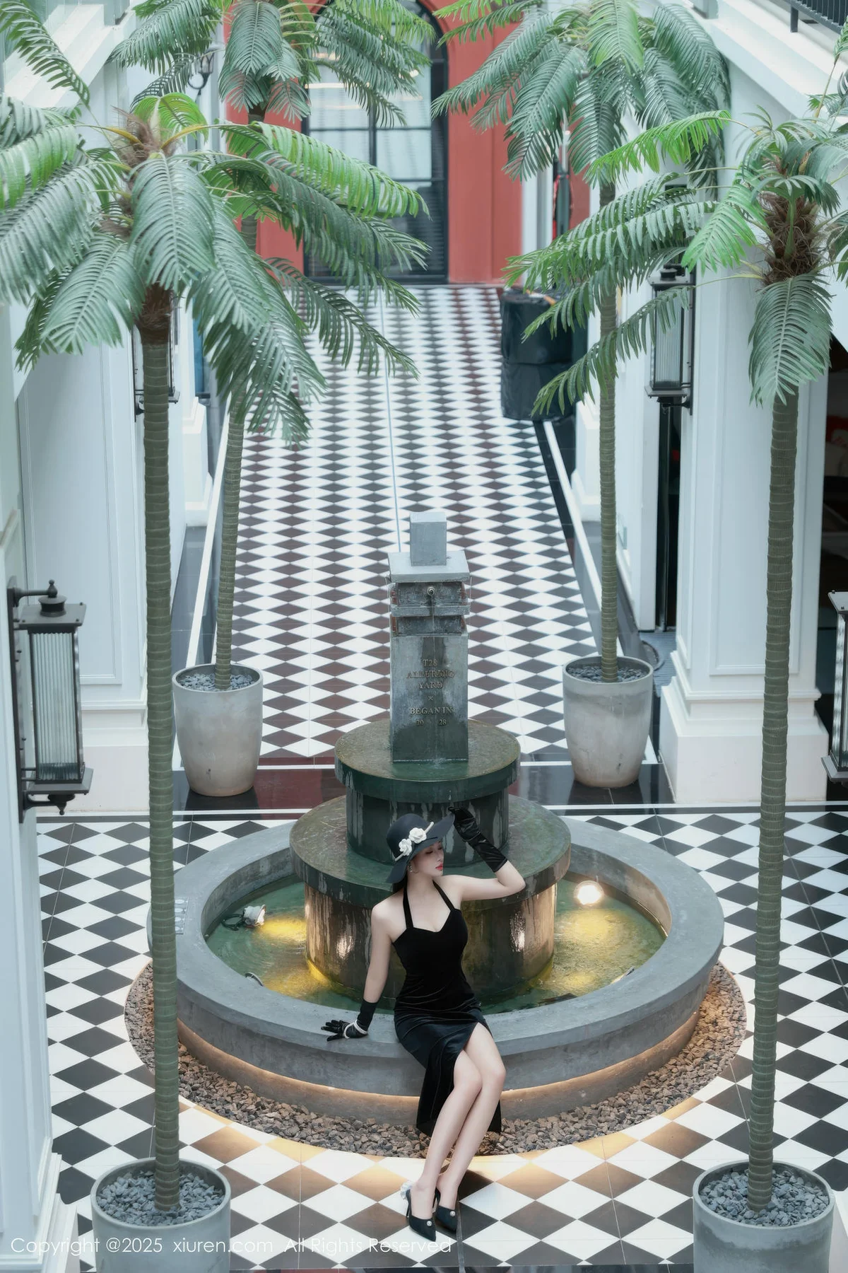 XiuRen 秀人 No.10509 南乔 黑色连衣裙街拍 - 10