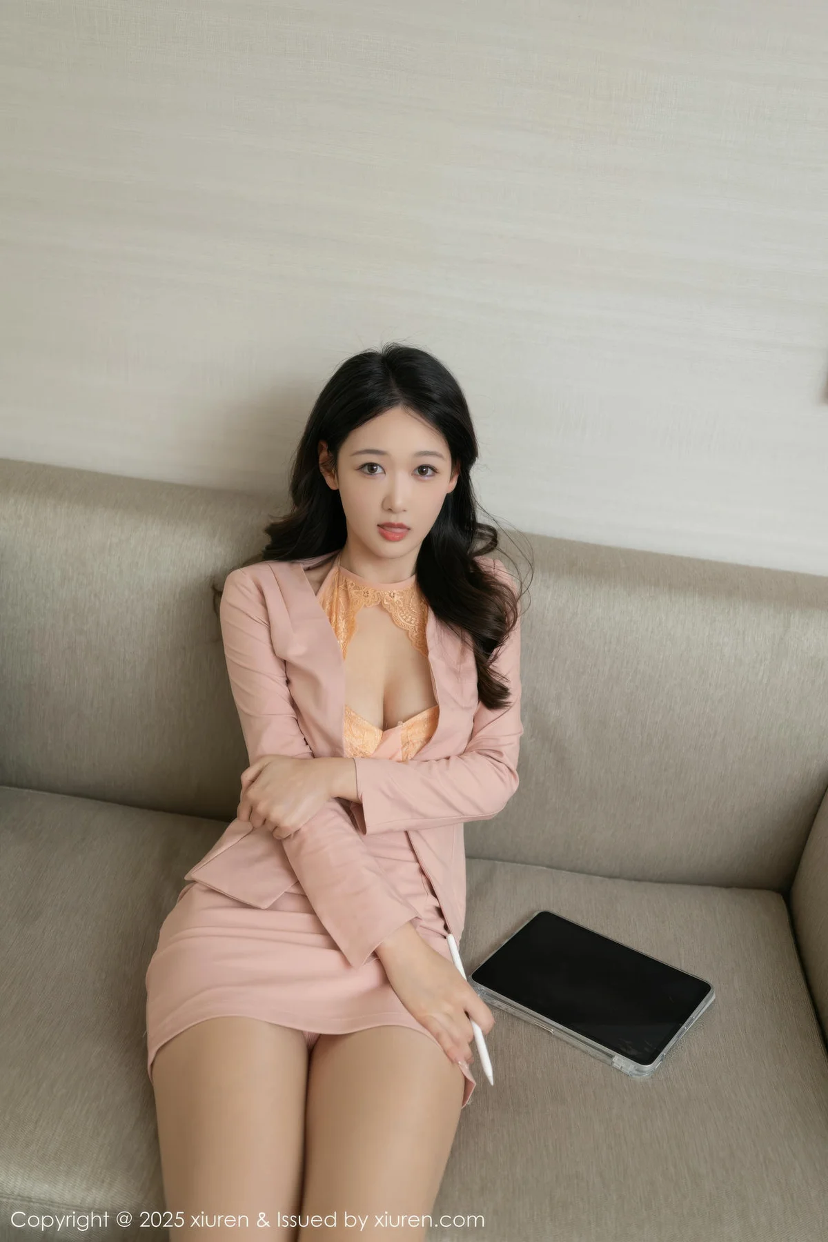 XiuRen 秀人 No.10520 唐安琪 橙色服饰性感肉丝 - 6