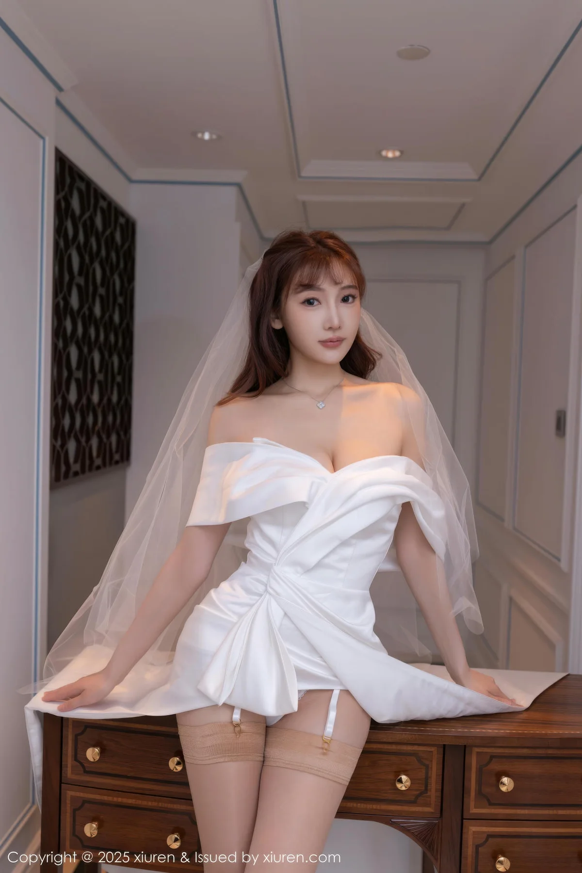 XiuRen 秀人 No.10535 陆萱萱 白色蕾丝情趣婚纱 - 10