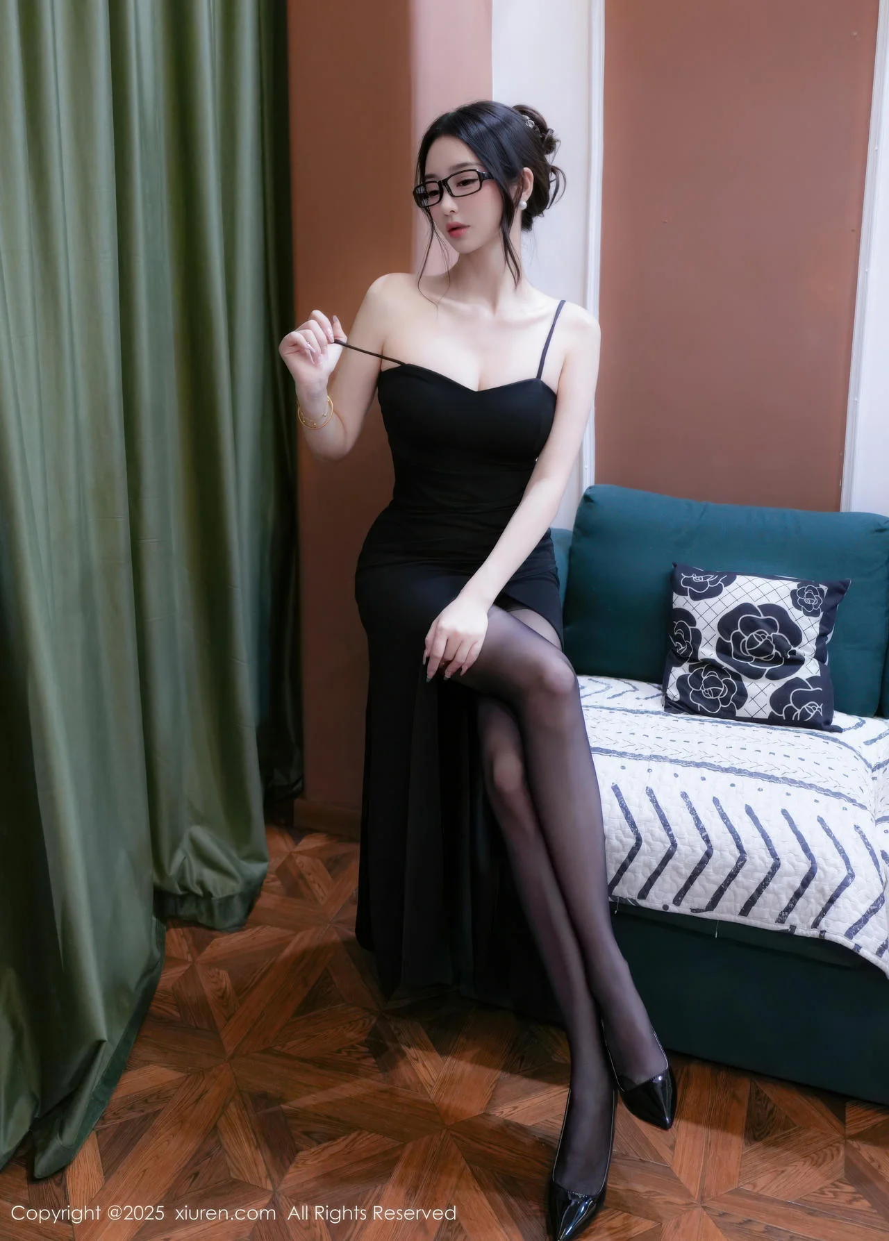 XiuRen 秀人 No.10552 星星baby 黑色礼服搭配 - 3