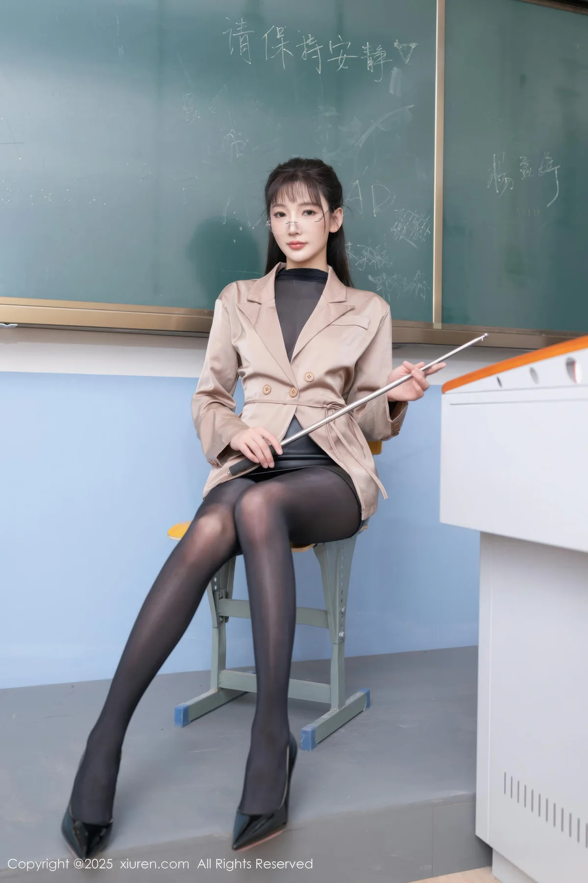 XiuRen 秀人 No.10558 陆萱萱 教室场景拍摄 - 2