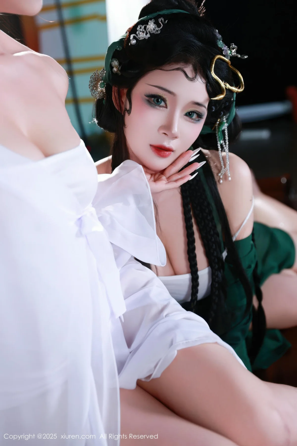 XiuRen 秀人 No.10561 玫瑰我爱你 首次合体古风场景《青蛇》主题拍摄模特合集 - 6