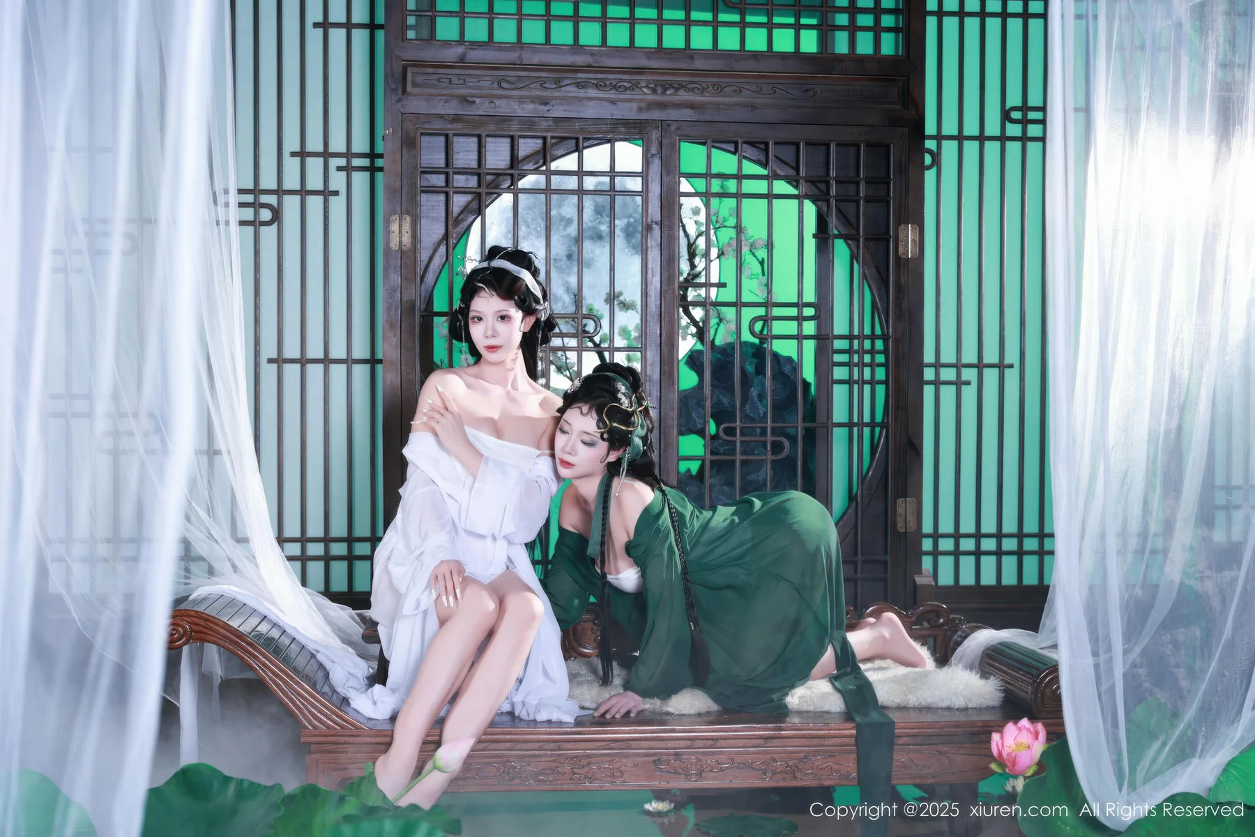 XiuRen 秀人 No.10561 玫瑰我爱你 首次合体古风场景《青蛇》主题拍摄模特合集 - 10