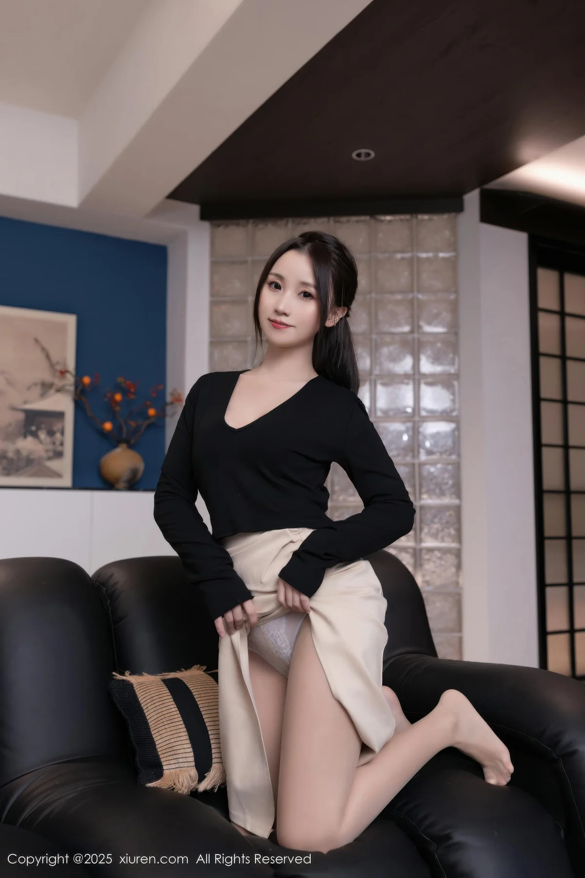 XiuRen 秀人 No.10576 杏子Yada 黑色OL服饰肉色丝袜 - 8