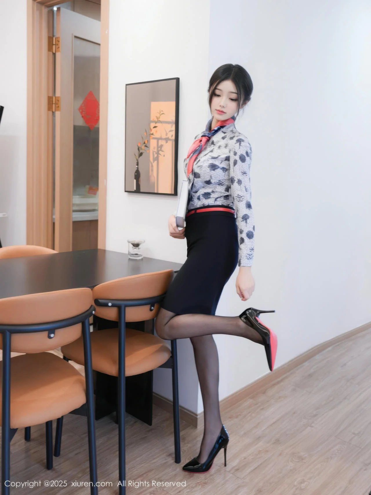 XiuRen 秀人 No.10579 琉璃ww 空姐制服诱惑 - 6