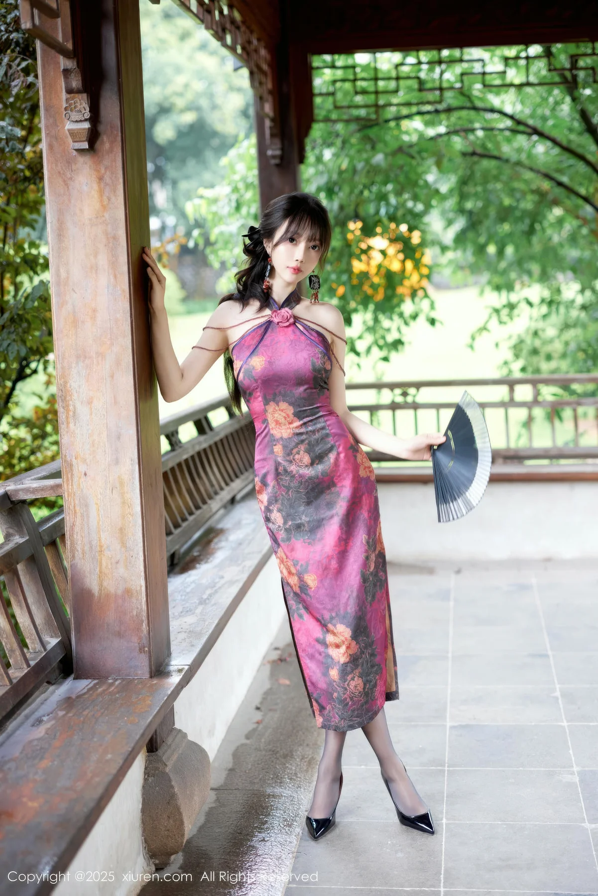 XiuRen 秀人 No.10593 玥儿玥er 紫色旗袍街拍高跟 - 10