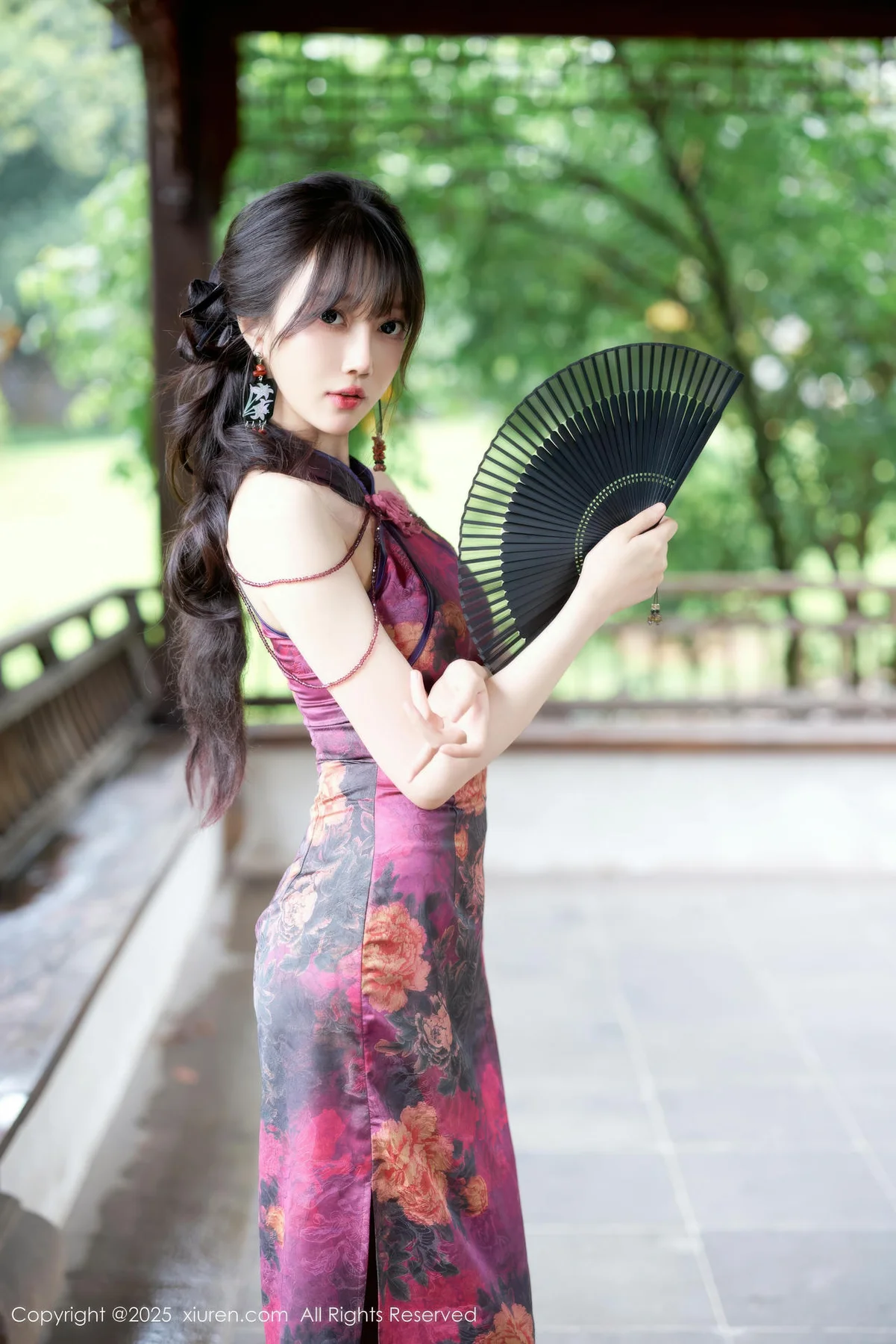 XiuRen 秀人 No.10593 玥儿玥er 紫色旗袍街拍高跟 - 7