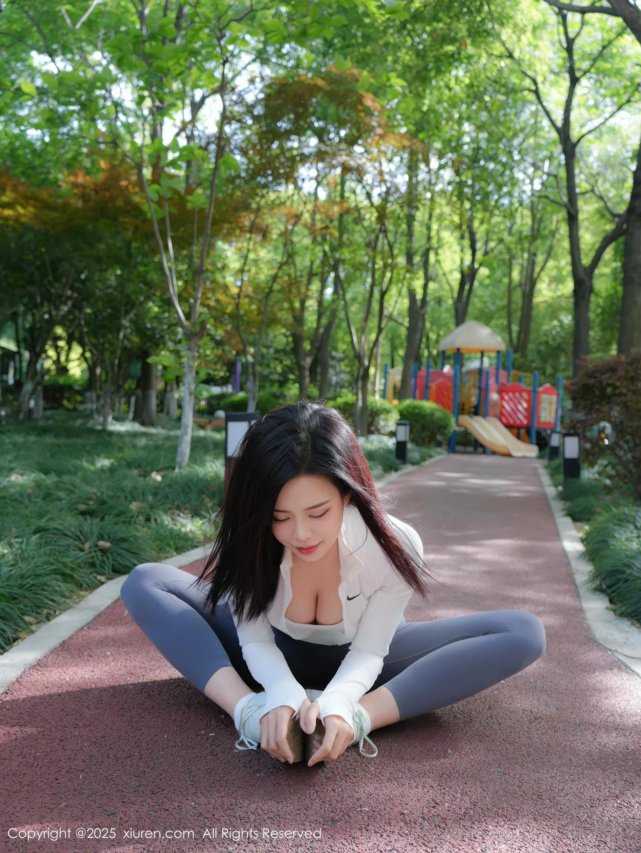 XiuRen 秀人 No.10595 玫瑰我爱你 白蓝瑜伽运动服 - 4