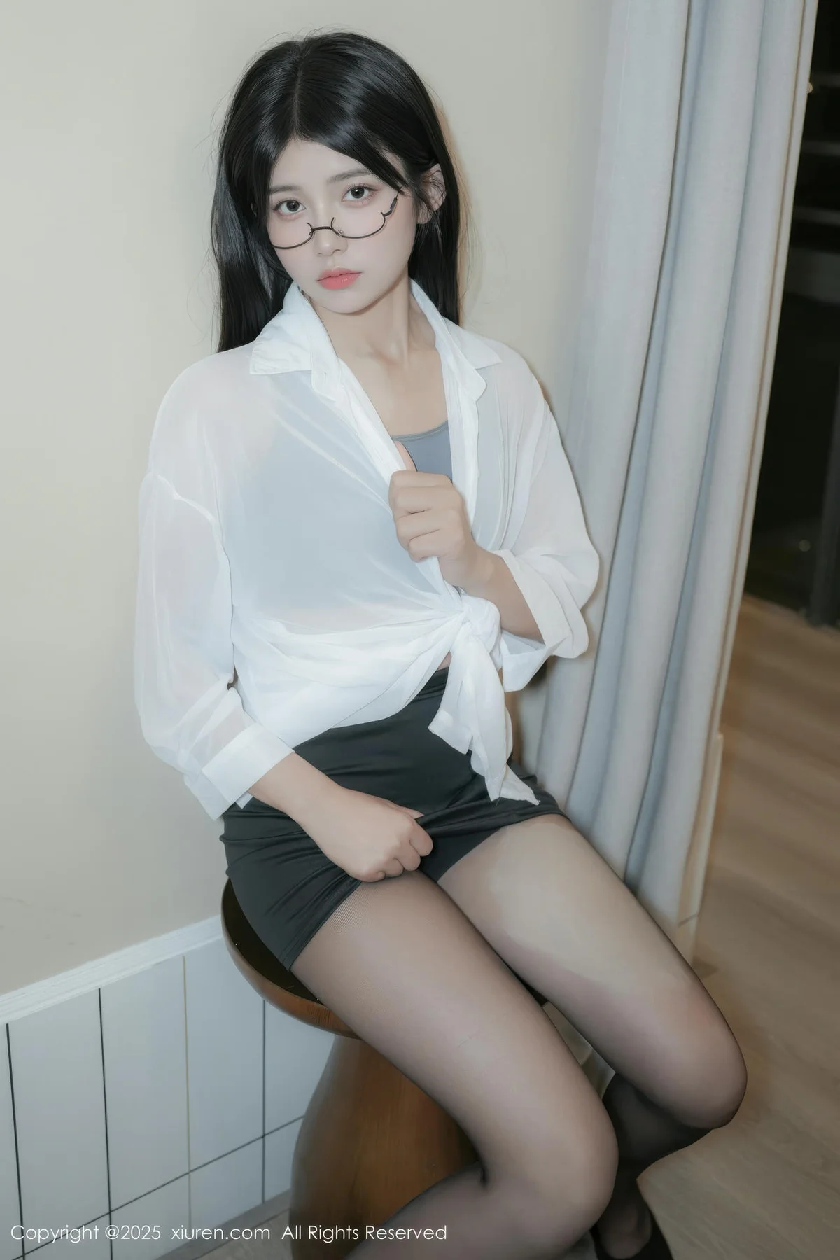 XiuRen 秀人 No.10601 白露lulu 黑色衬衫身材明艳动人 - 8