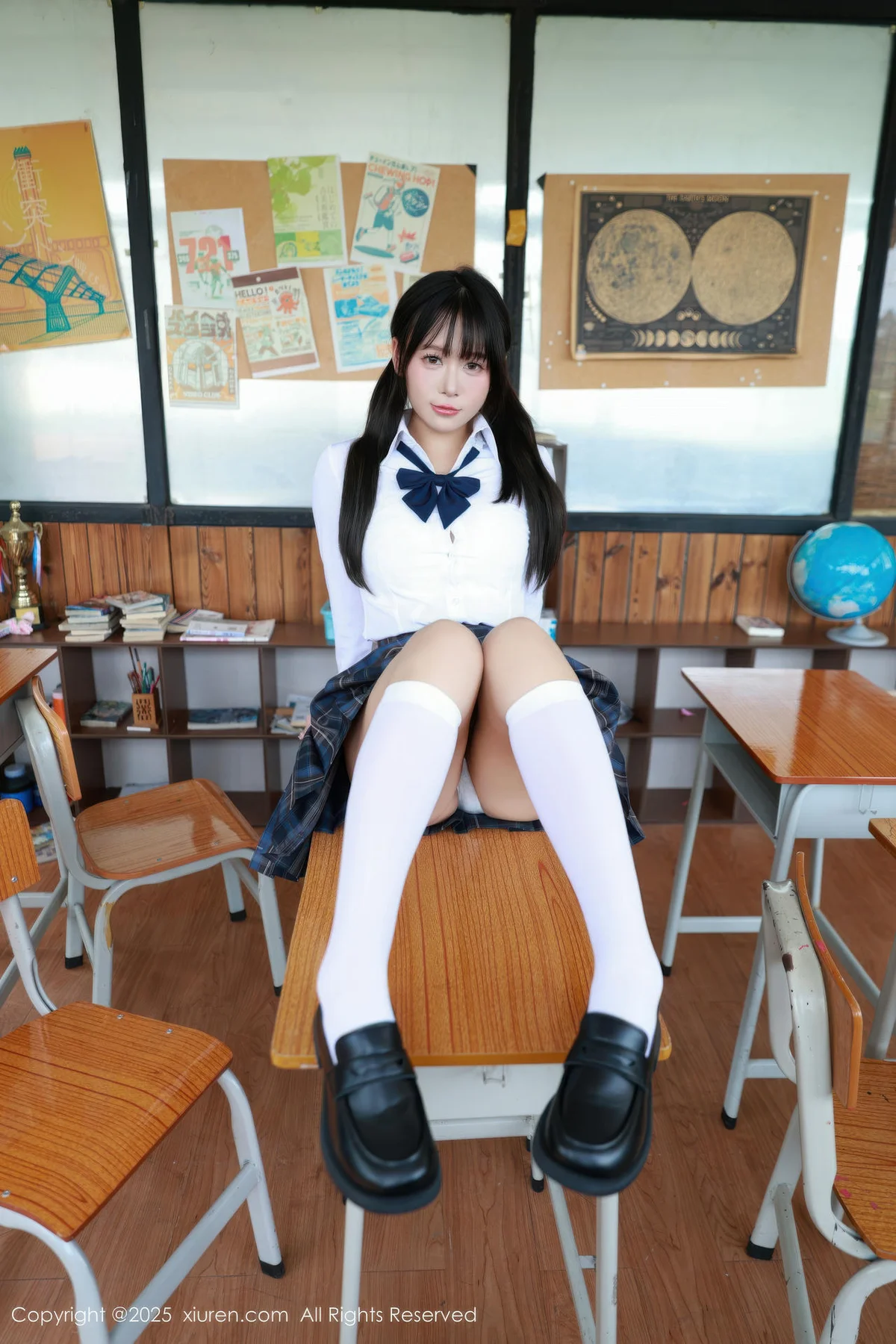 XiuRen 秀人 No.10602 水泽 JK制服白色丝袜 - 1