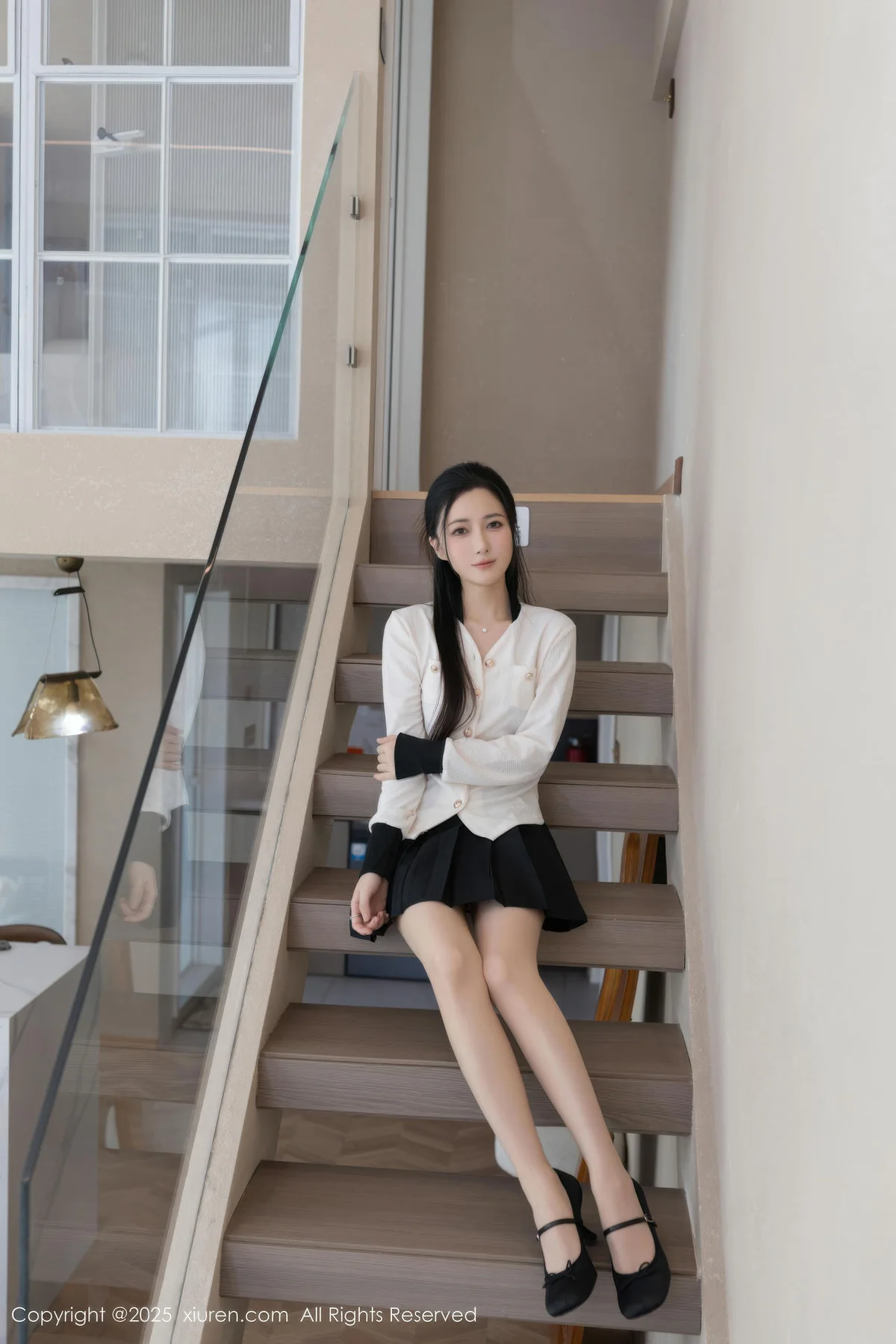 XiuRen 秀人 No.10615 鱼子酱Fish  黑色短裙肉色丝袜 - 3