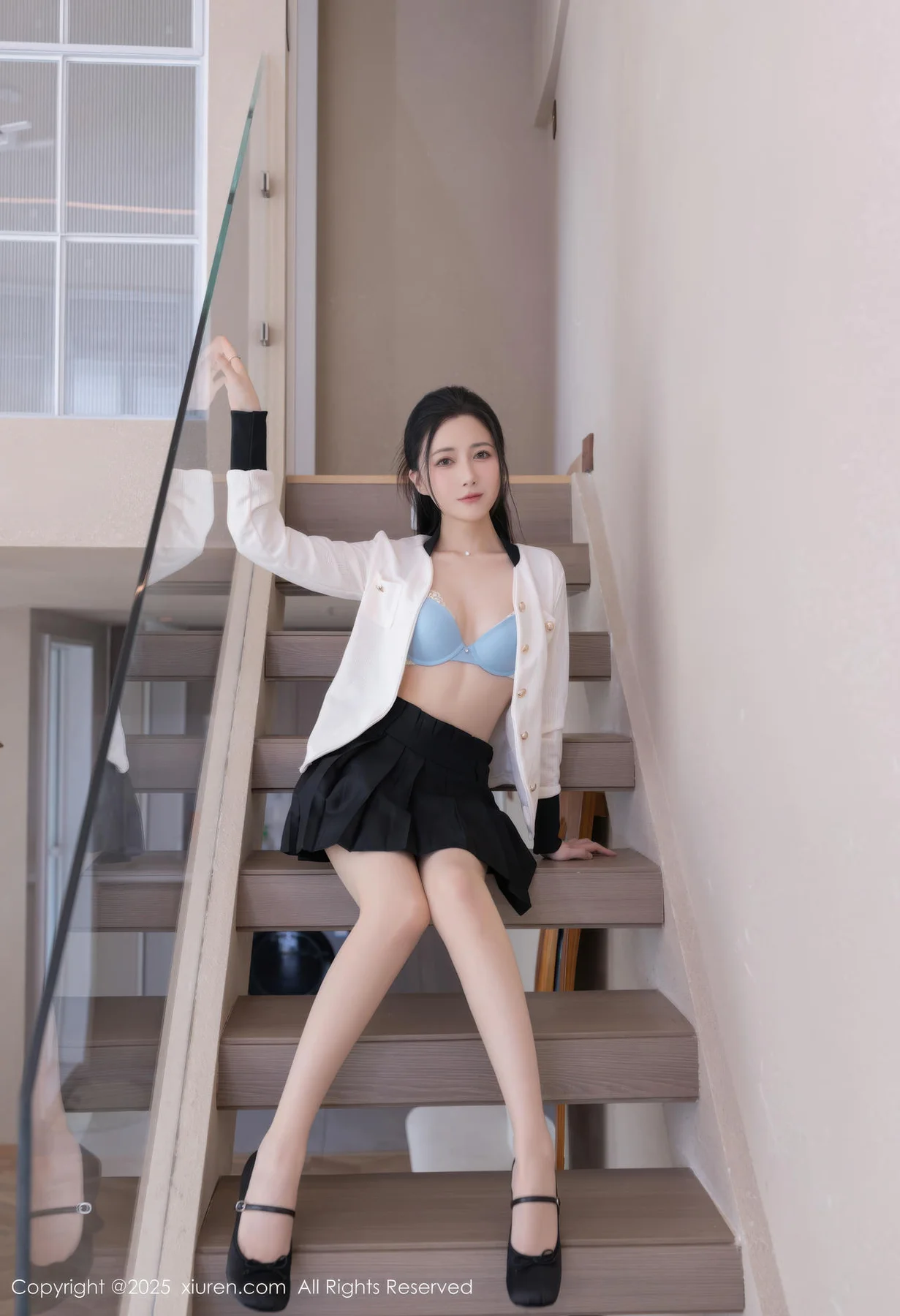 XiuRen 秀人 No.10615 鱼子酱Fish  黑色短裙肉色丝袜 - 9