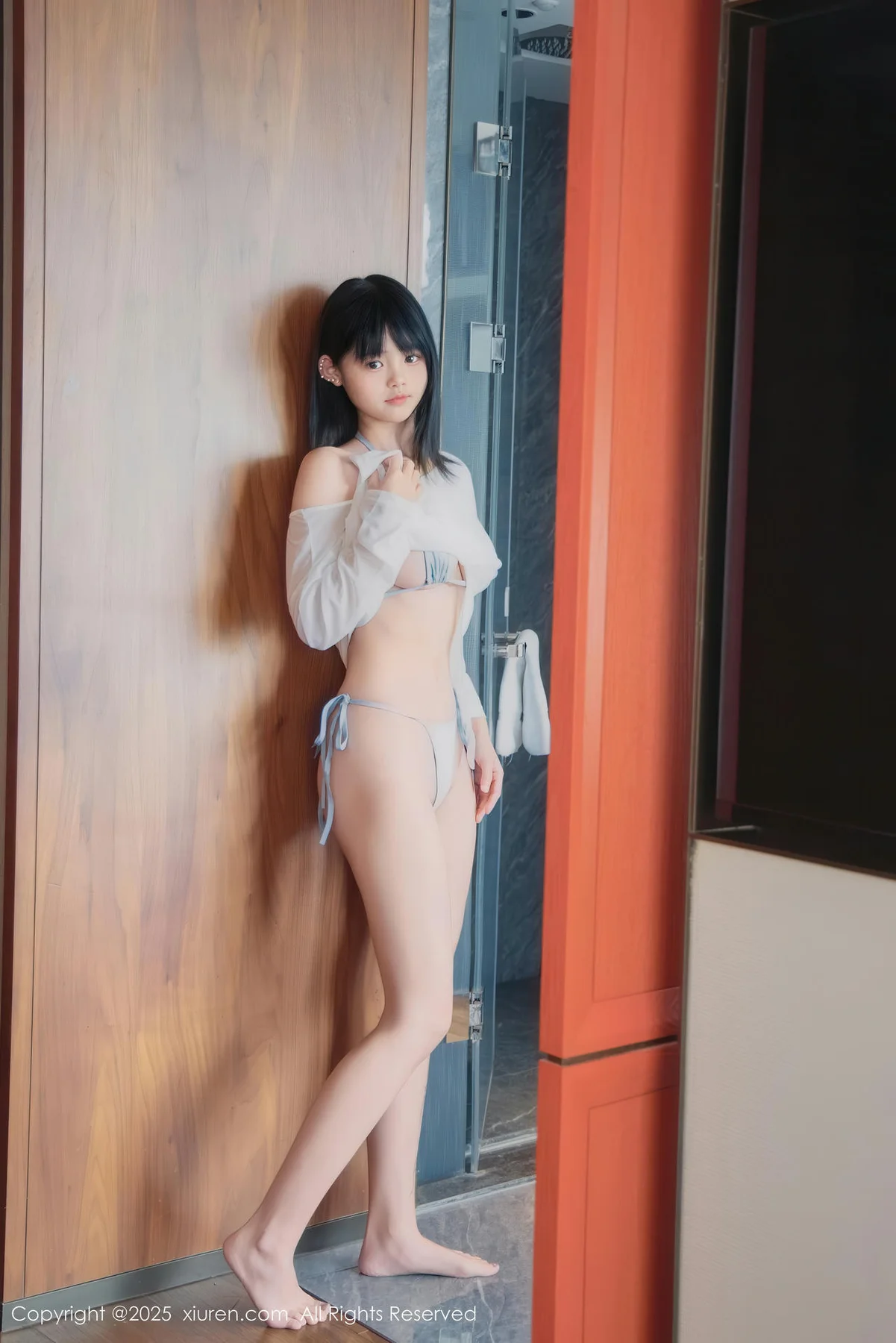 XiuRen 秀人 No.10651 小泠 首套写真蓝色比基尼 - 1