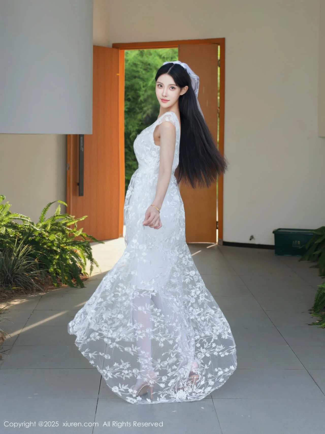 XiuRen 秀人 No.10661 梨霜儿 白色婚纱诱人白色丝袜 - 5