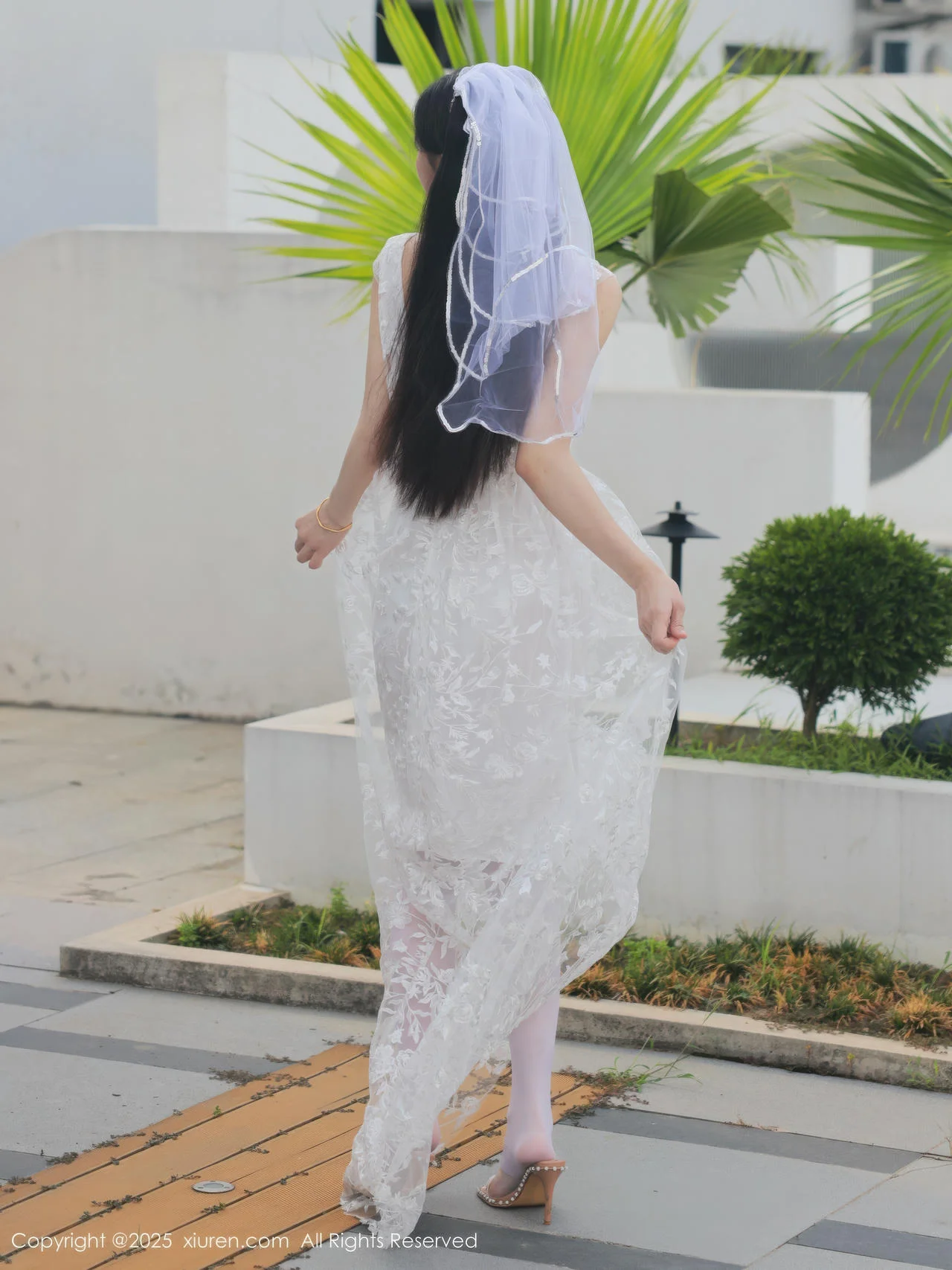 XiuRen 秀人 No.10661 梨霜儿 白色婚纱诱人白色丝袜 - 6