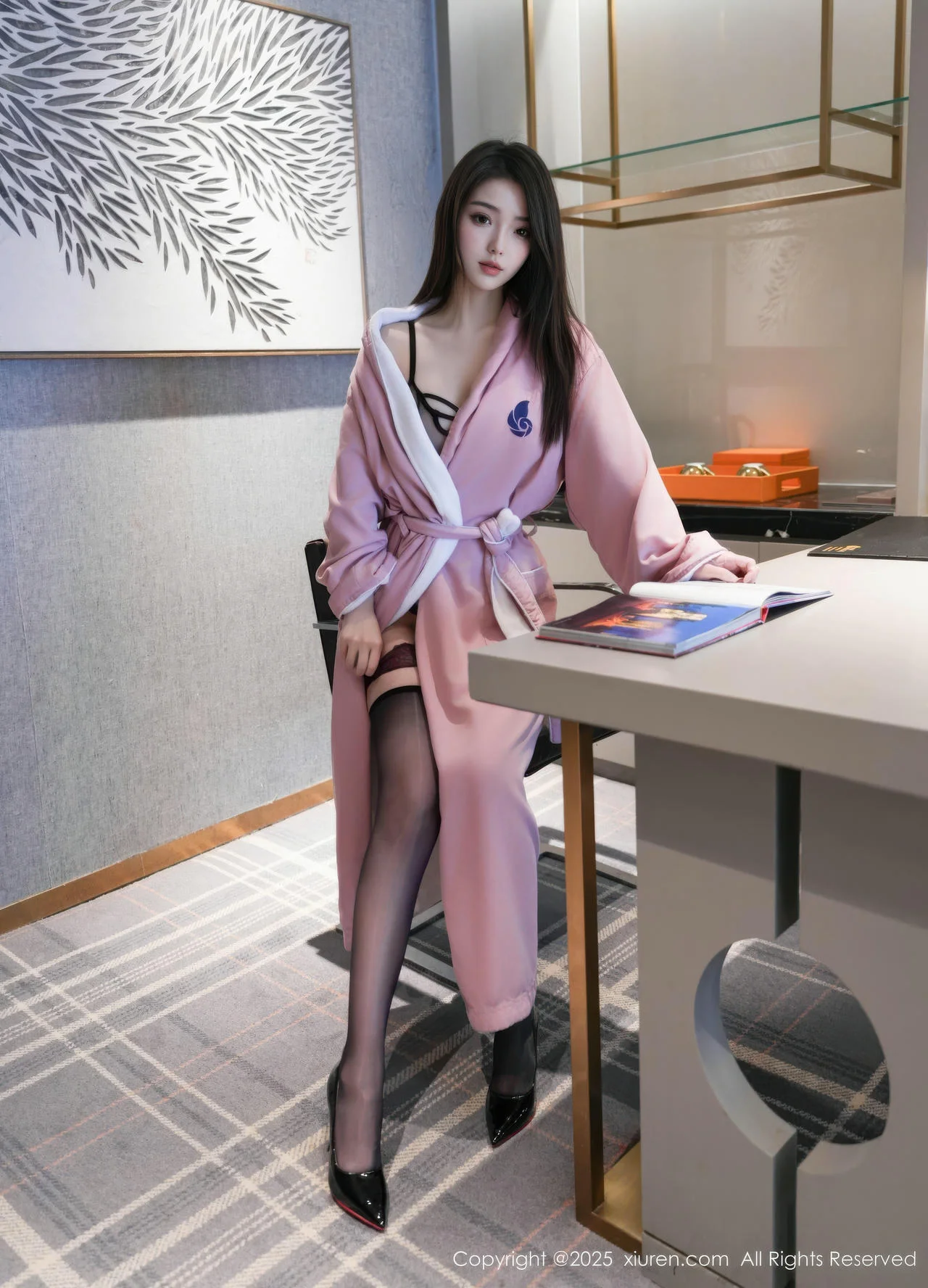 XiuRen 秀人 No.10669 烧烧小桃 性感OL服饰 - 5