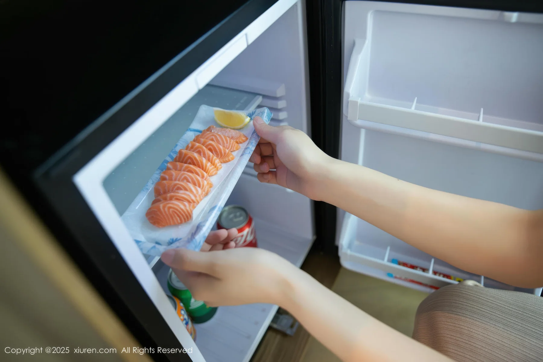 XiuRen 秀人 No.10678 刘婷婷 肉色连衣裙 - 8