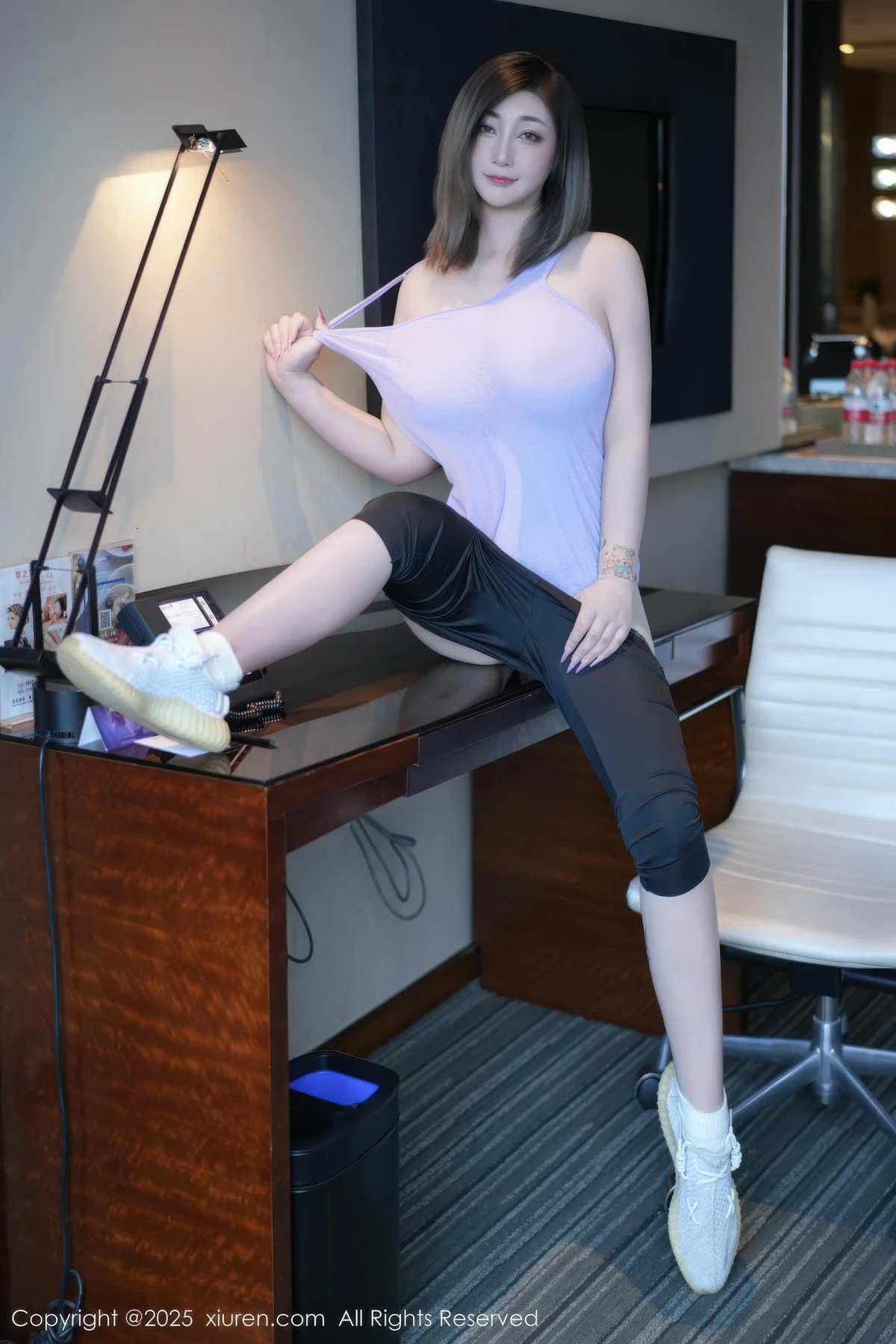 XiuRen 秀人 No.10682 妲己Toxic 紫灰色上衣运动美女 - 10