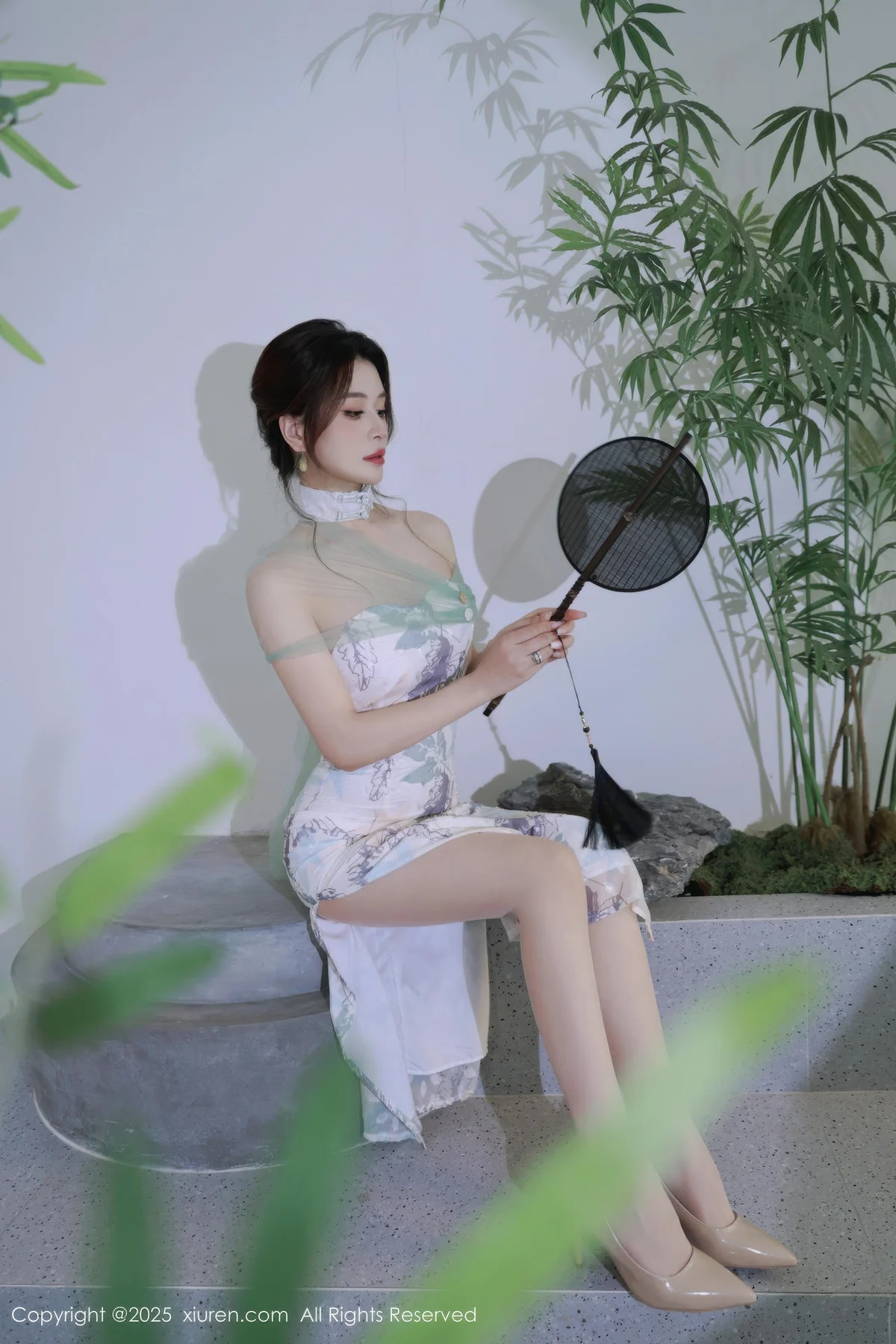 XiuRen 秀人 No.10694 阿依莎  浅色古风服饰 - 8