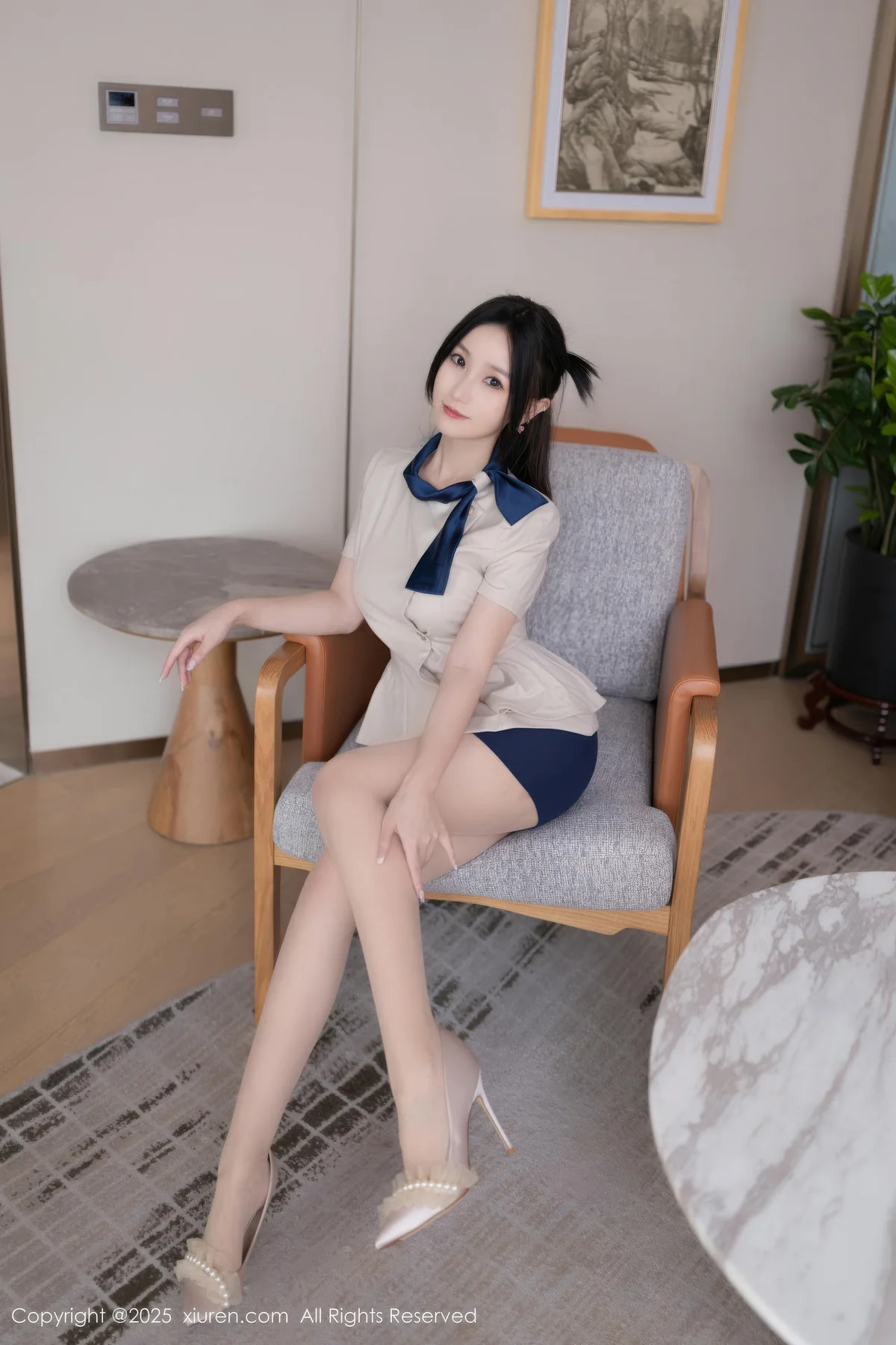 XiuRen 秀人 No.10697 杏子Yada 诱人肉色丝袜 - 3