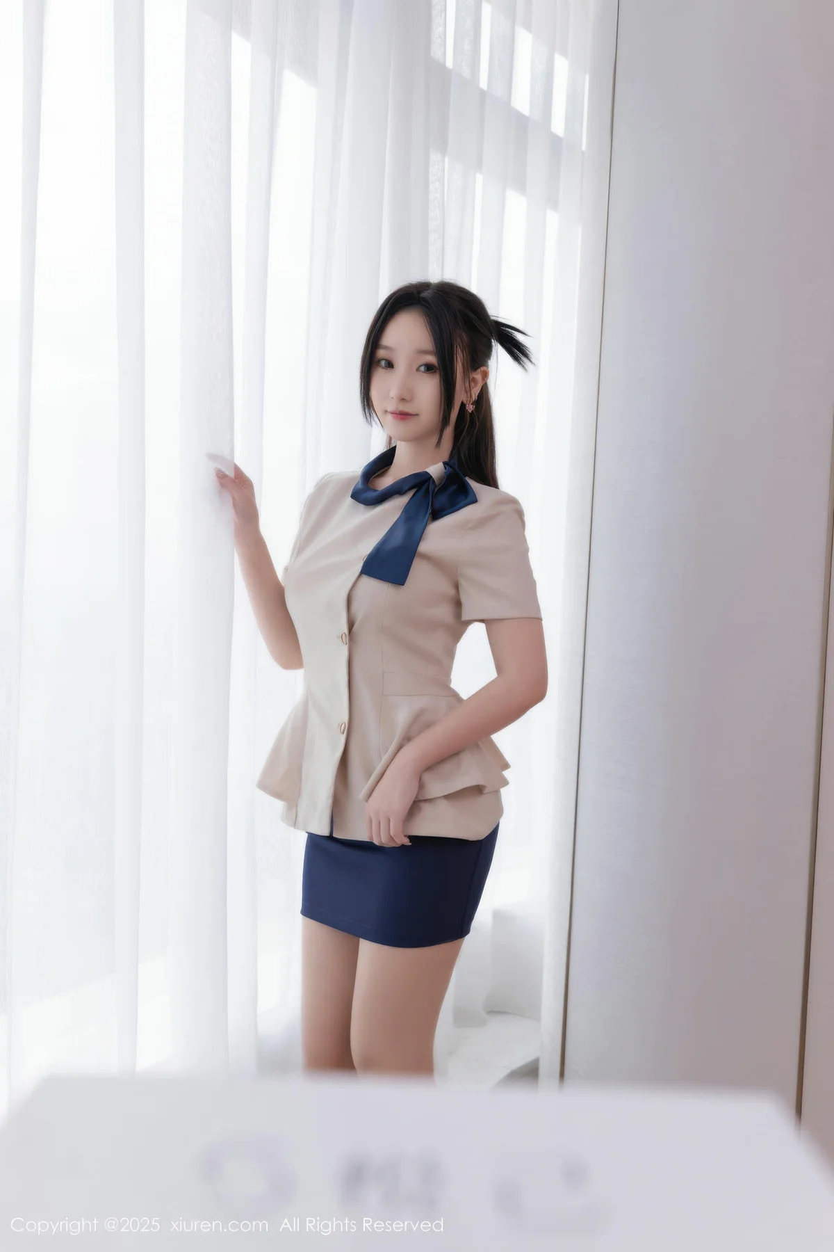 XiuRen 秀人 No.10697 杏子Yada 诱人肉色丝袜 - 9