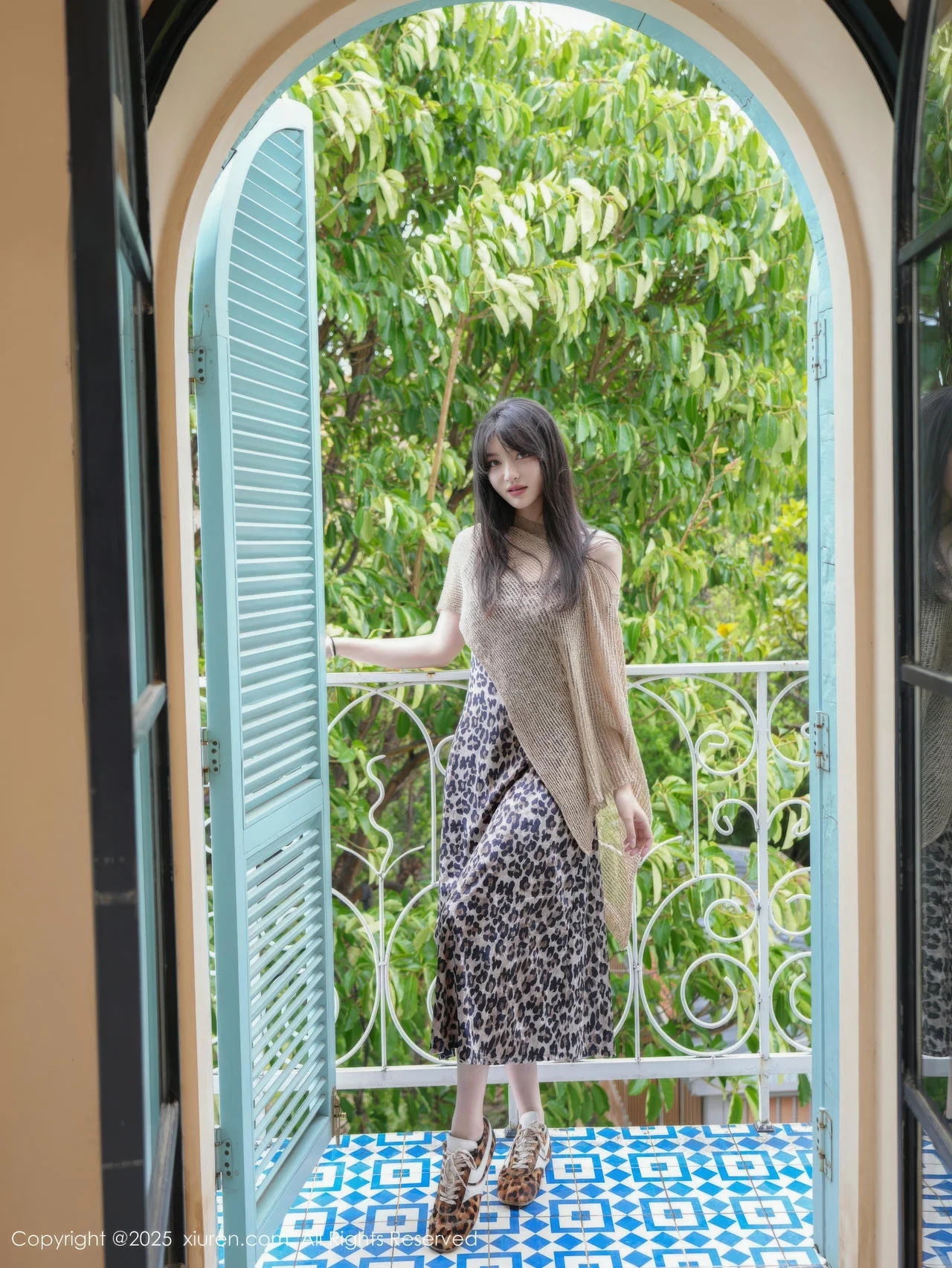 XiuRen 秀人 No.10698 白露lulu 黑白色比基尼 - 2