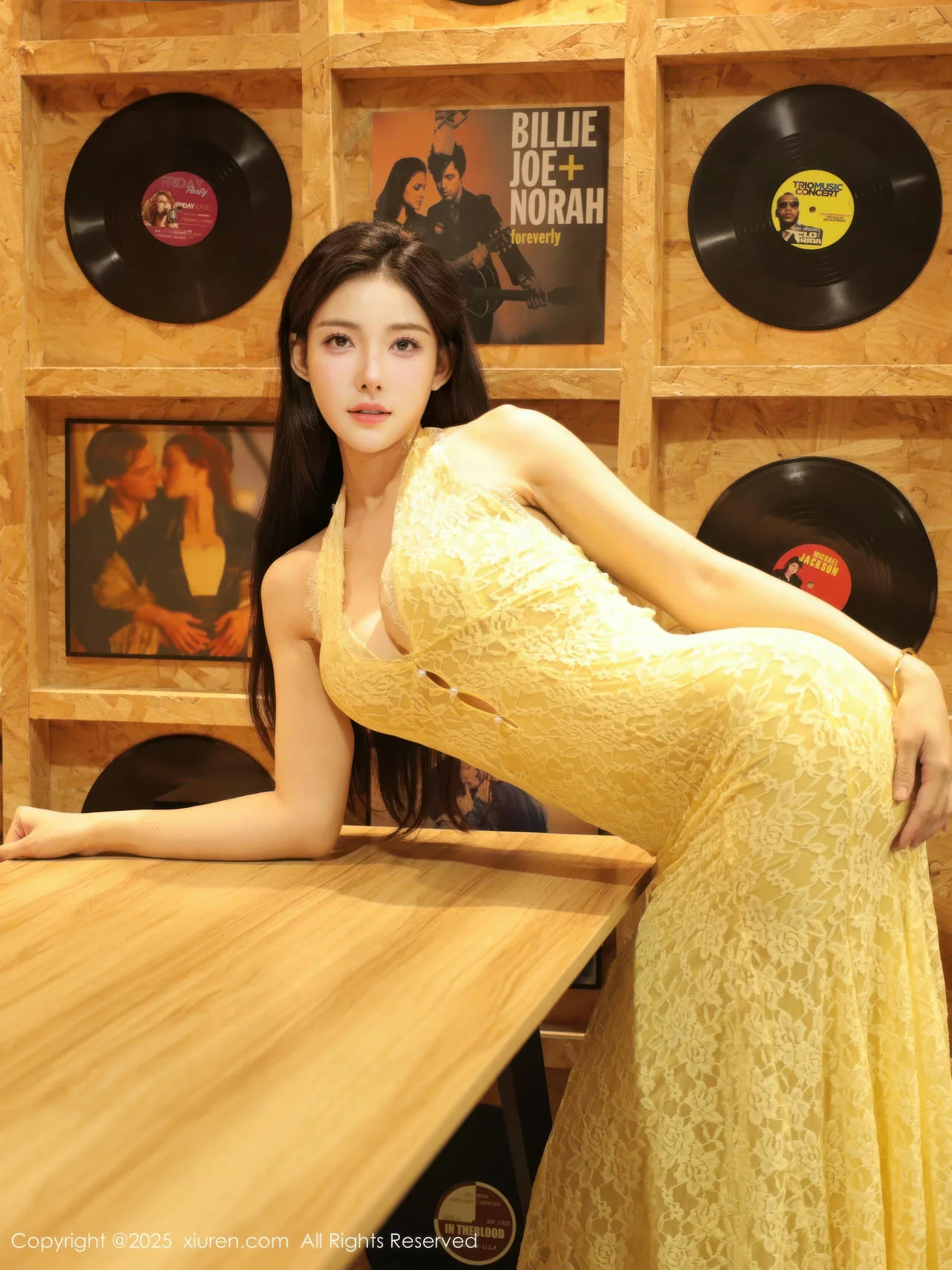 XiuRen 秀人 No.10715 梨霜儿 唱片黄色连衣裙 - 5