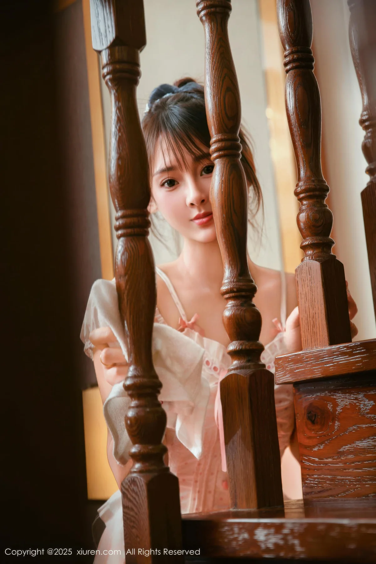 XiuRen 秀人 No.10730 炎恬 短裙少女香肩 - 1