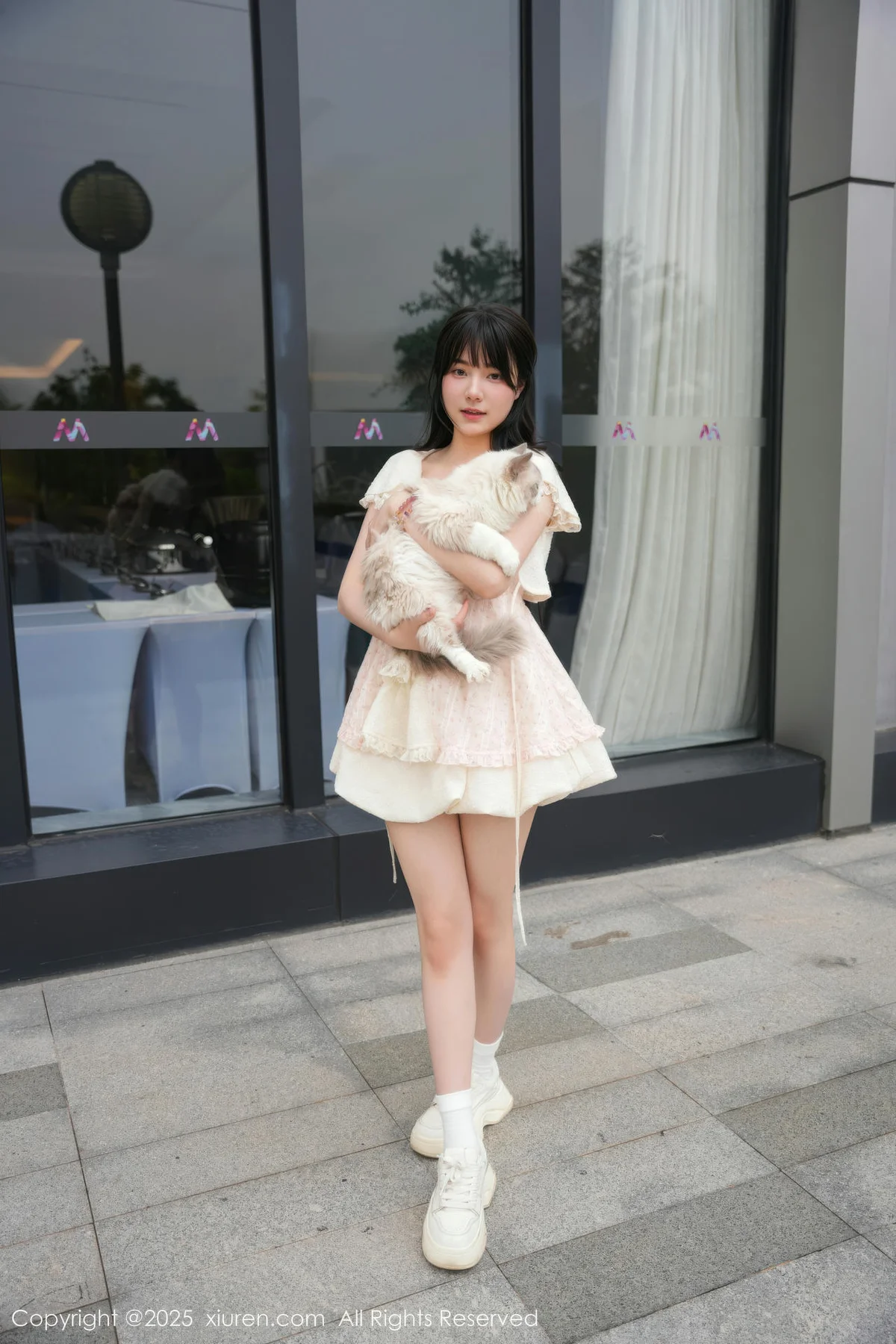 XiuRen 秀人 No.10734 软情 气质美女性感写真 - 1