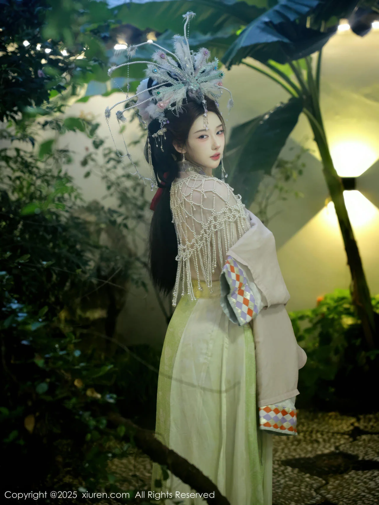 XiuRen 秀人 No.10736 金允希Yuki 女儿国国王主题 - 4