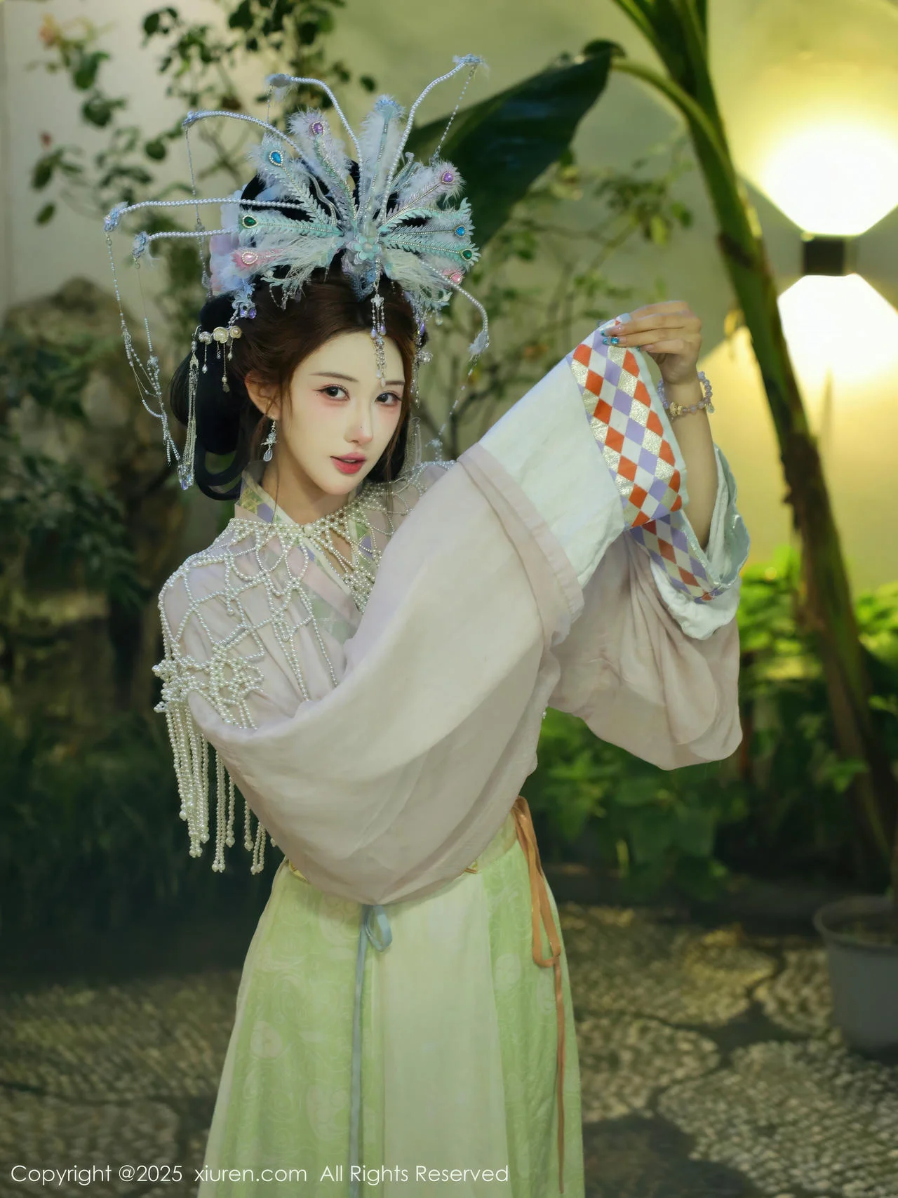 XiuRen 秀人 No.10736 金允希Yuki 女儿国国王主题 - 9