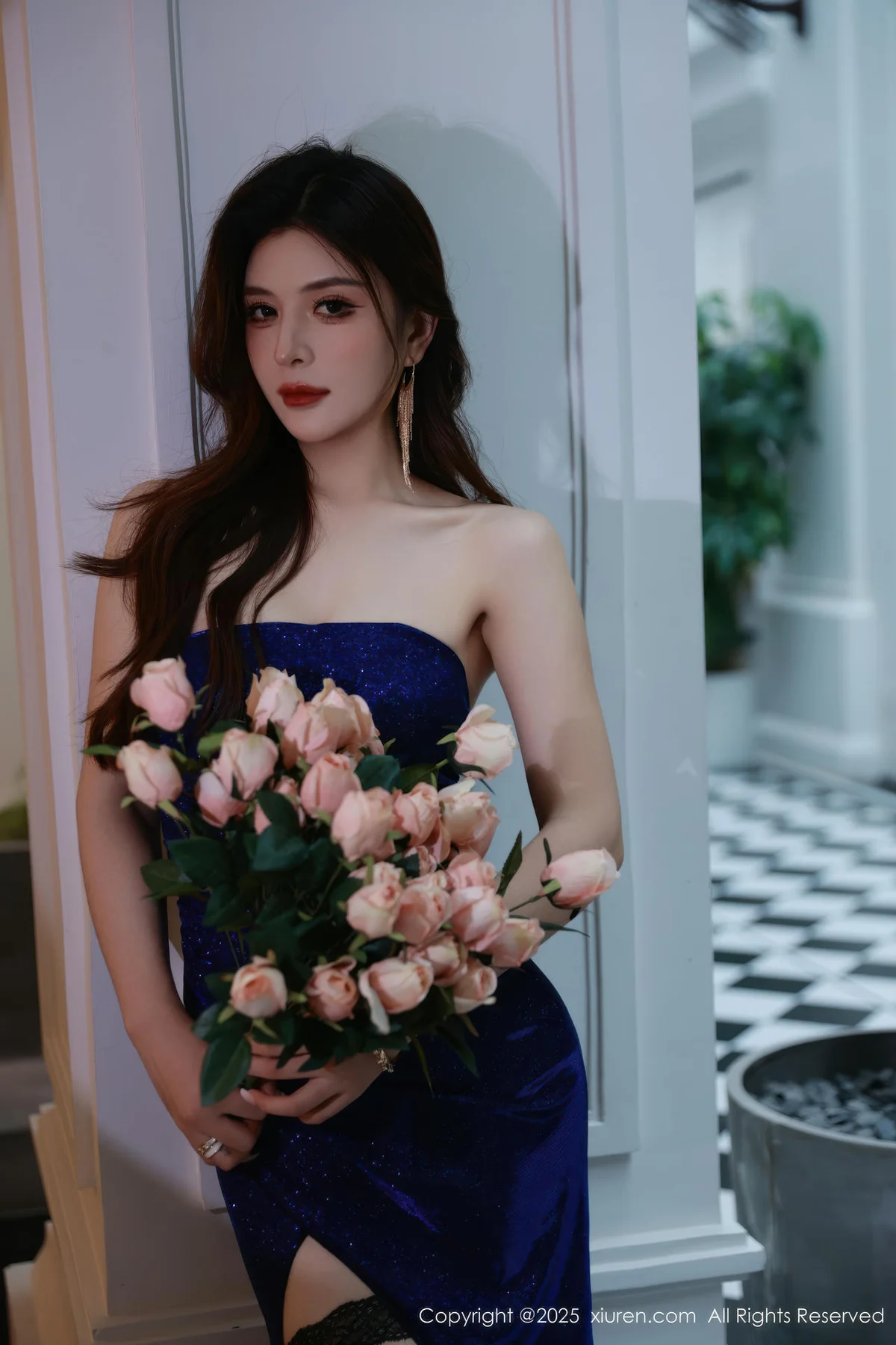 XiuRen 秀人 No.10740 阿依莎 蓝色连衣裙搭配 - 4