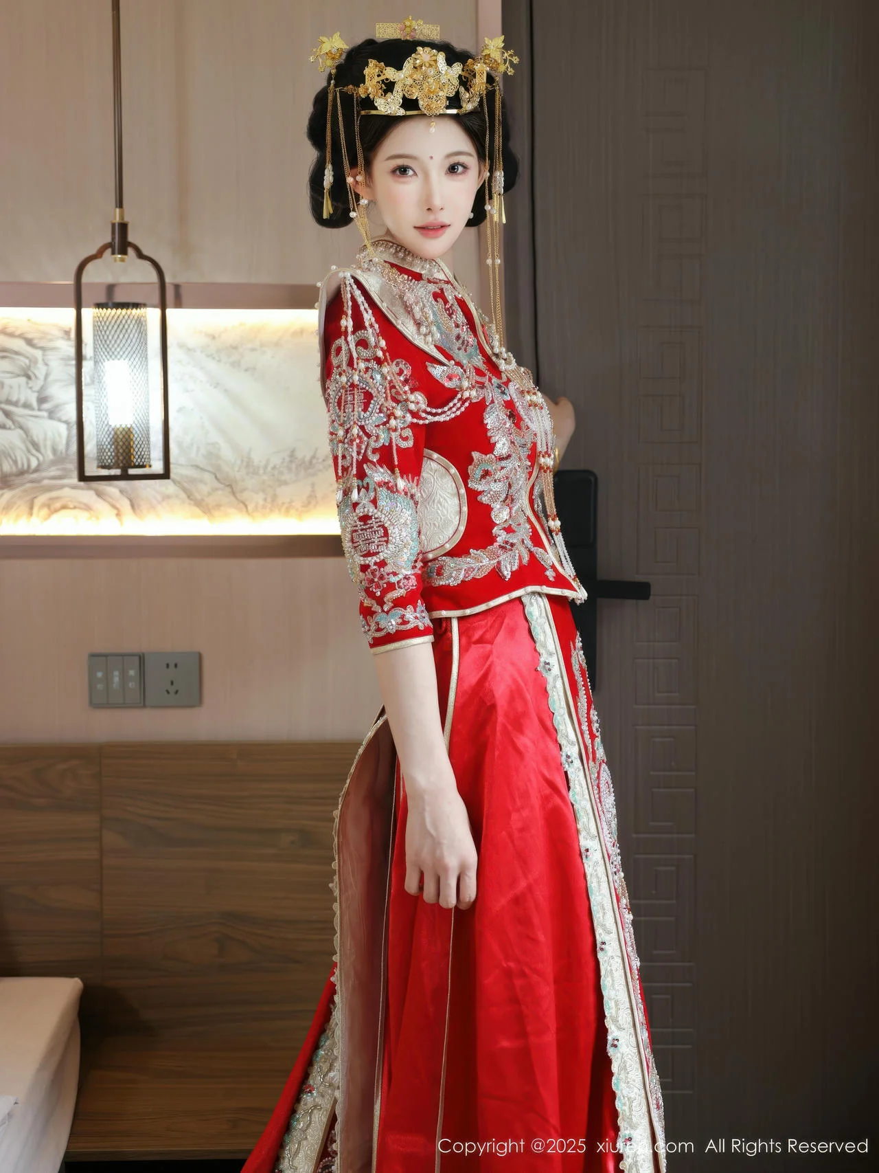 XiuRen 秀人 No.10742 梨霜儿 红色新娘服饰 - 10