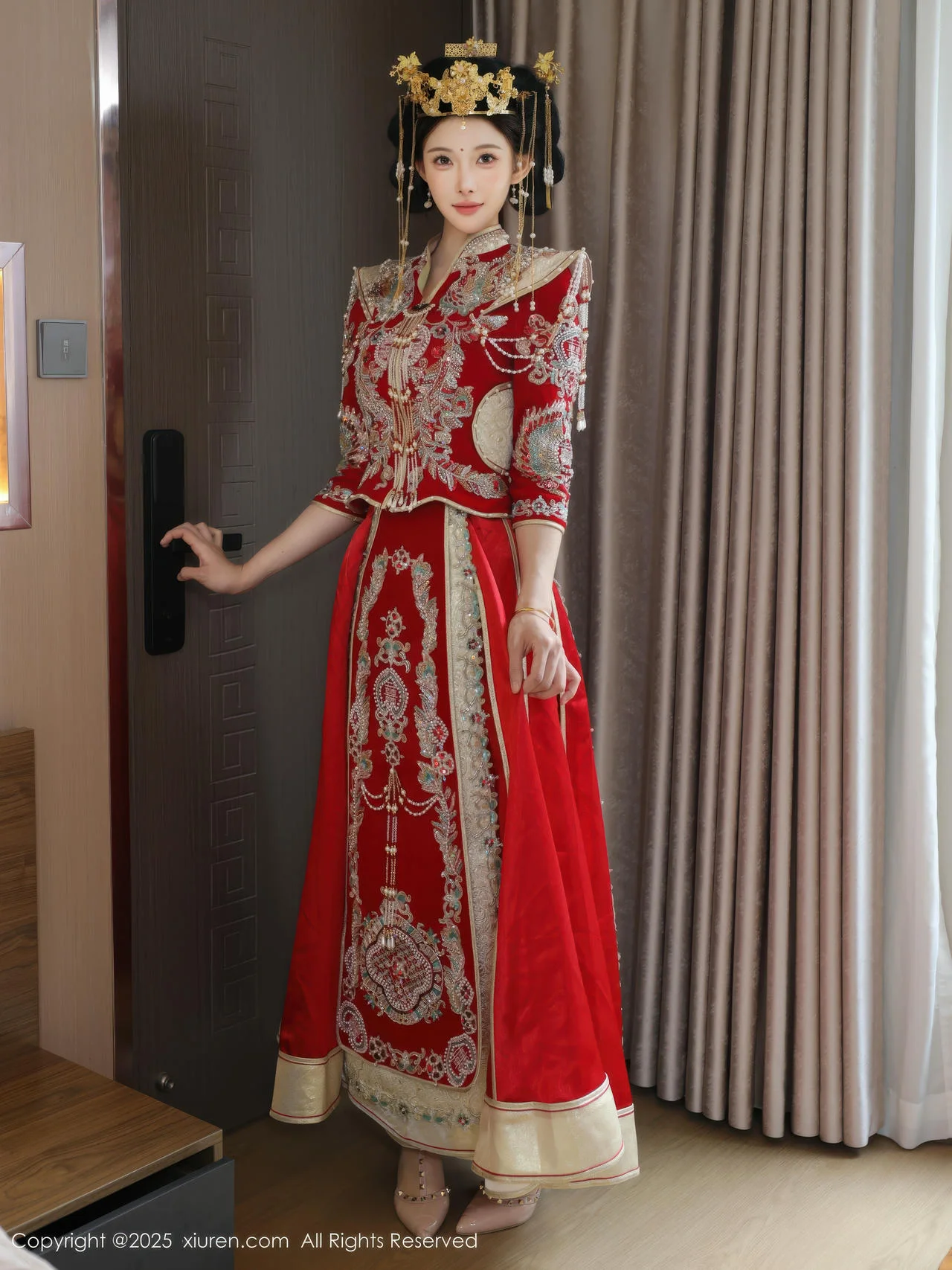 XiuRen 秀人 No.10742 梨霜儿 红色新娘服饰 - 2