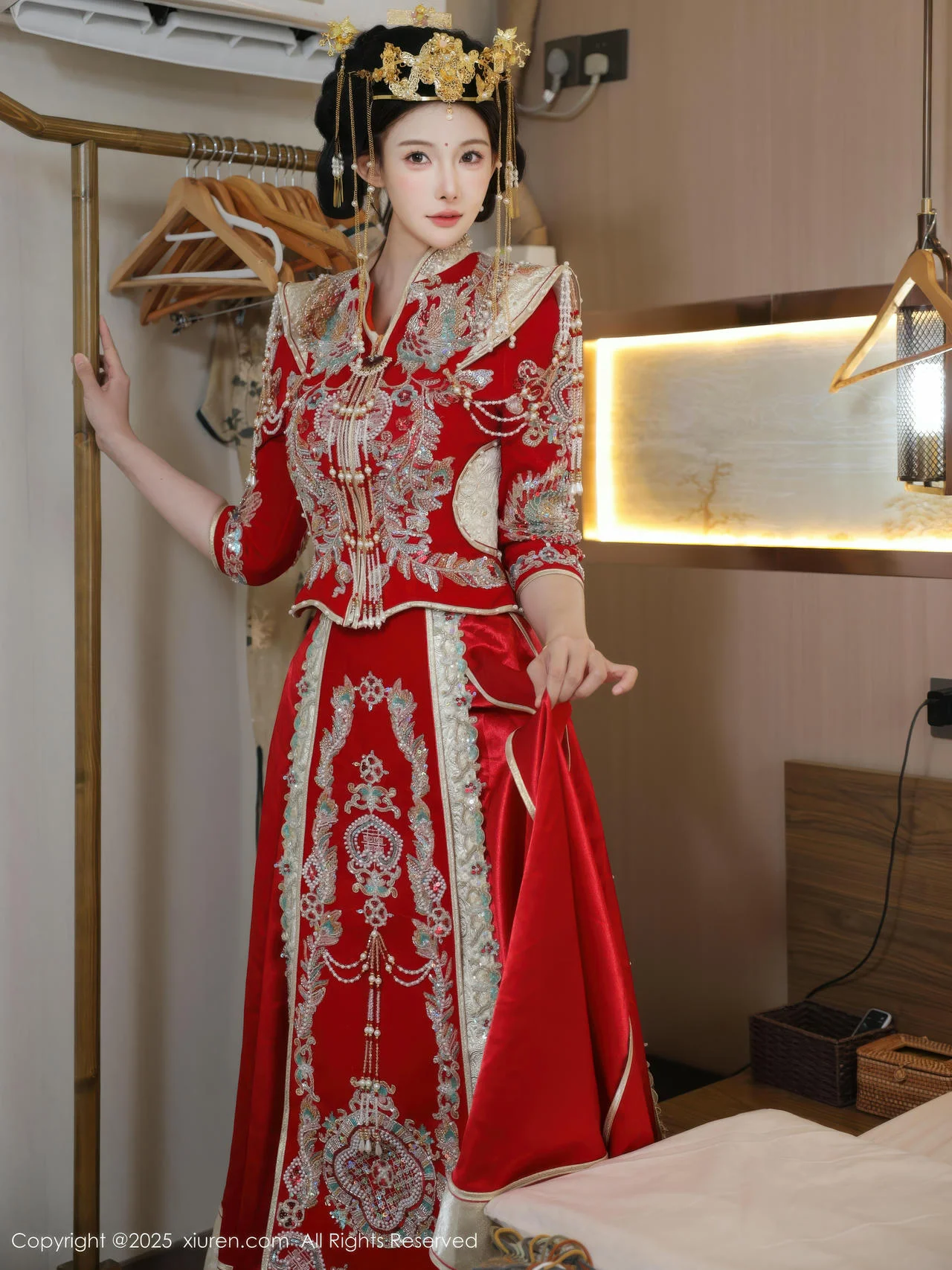 XiuRen 秀人 No.10742 梨霜儿 红色新娘服饰 - 10